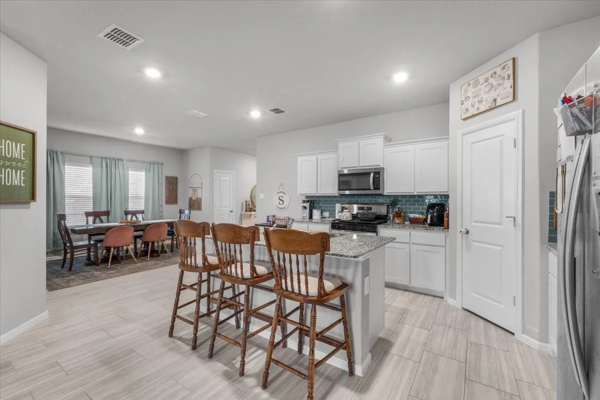 Single Family Residence For Sale in Wise County , 156 Lilywood Lane, Boyd, Texas 76023, 4 Bedroom, 3 Bathroom, 2 Garage spaces, 2,367 Sqft, built in 2025, mls#21404984, Real Estate Agent in Boyd, Homes For Sale in Wise county, Homes For Sale in Boyd, Realtor in Boyd Texas, Real Estate Brokerage Independent Realty Texas, Luminita Cordes Realtor