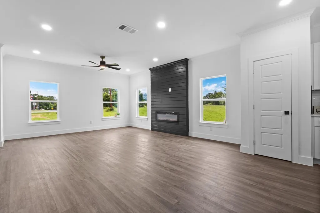 Single Family Residence For Sale in Henderson County , 1705 Tool Drive, Tool, Texas 75143, 4 Bedroom, 2 Bathroom, 2 Garage spaces, 1,674 Sqft, built in 2026, mls#21406680, Real Estate Agent in Tool, Homes For Sale in Henderson county, Homes For Sale in Tool, Realtor in Tool Texas, Real Estate Brokerage Independent Realty Texas, Luminita Cordes Realtor