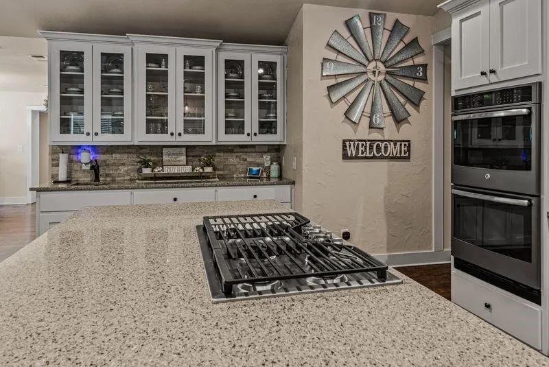 Single Family Residence For Sale in Hunt County , 103 FM 1571, Lone Oak, Texas 75453, 4 Bedroom, 4 Bathroom, 2 Garage spaces, 2,900 Sqft, built in 2017, mls#21405142, Real Estate Agent in Lone Oak, Homes For Sale in Hunt county, Homes For Sale in Lone Oak, Realtor in Lone Oak Texas, Real Estate Brokerage Independent Realty Texas, Luminita Cordes Realtor