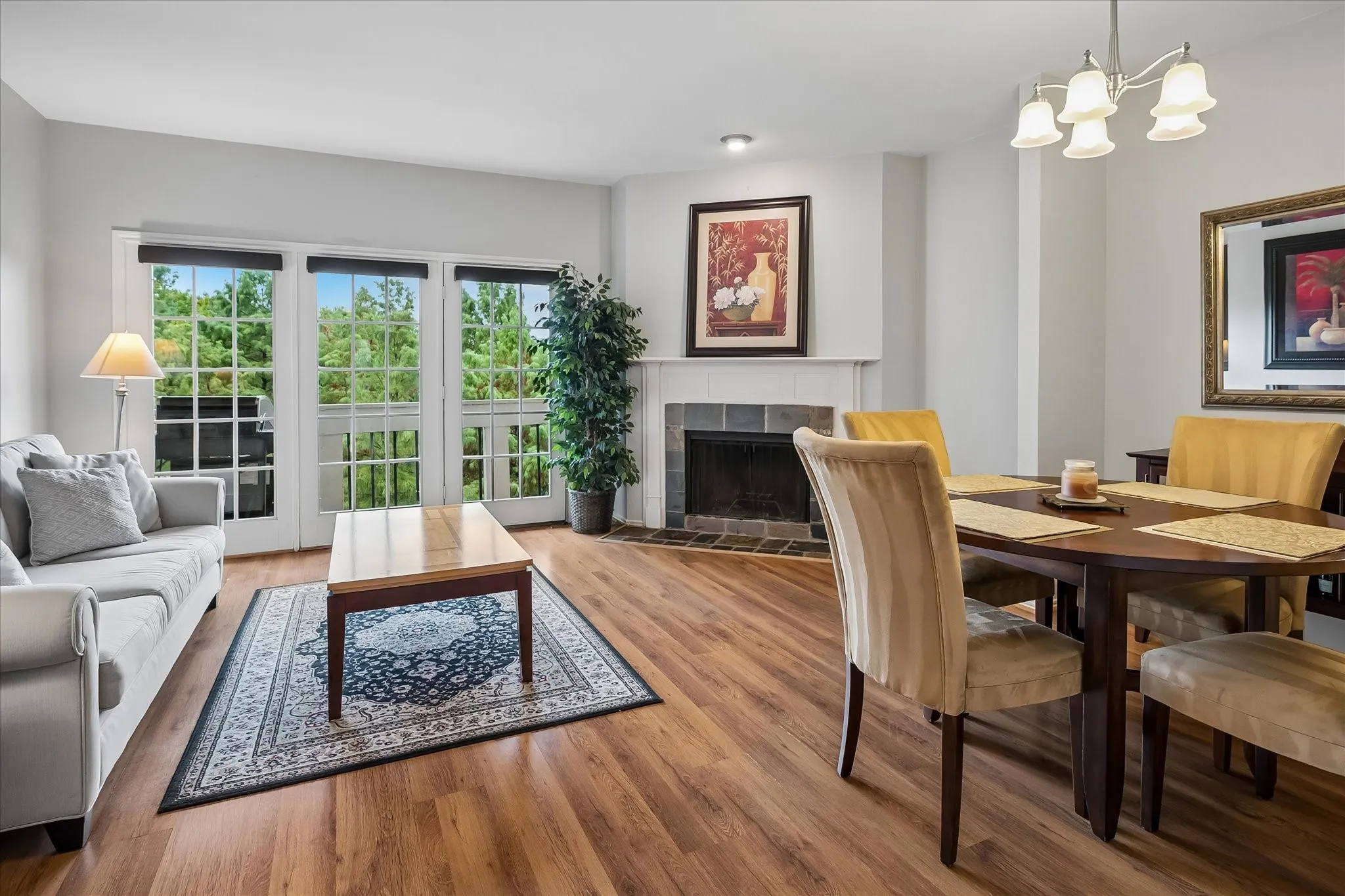 Condominium For Rent in Dallas County , 14277 Preston Road 1028, Dallas, Texas 75254, 2 Bedroom, 2 Bathroom, Garage spaces, 1,217 Sqft, built in 1982, mls#21400852, Real Estate Agent in Dallas, Homes For Rent in Dallas county, Homes For Rent in Dallas, Realtor in Dallas Texas, Real Estate Brokerage Independent Realty Texas, Luminita Cordes Realtor