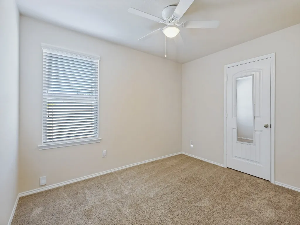 Single Family Residence For Rent in Collin County , 1201 Jasper Crossing, Princeton, Texas 75407, 5 Bedroom, 4 Bathroom, 2 Garage spaces, 2,338 Sqft, built in 2017, mls#21404041, Real Estate Agent in Princeton, Homes For Rent in Collin county, Homes For Rent in Princeton, Realtor in Princeton Texas, Real Estate Brokerage Independent Realty Texas, Luminita Cordes Realtor