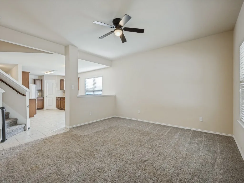 Single Family Residence For Rent in Collin County , 1201 Jasper Crossing, Princeton, Texas 75407, 5 Bedroom, 4 Bathroom, 2 Garage spaces, 2,338 Sqft, built in 2017, mls#21404041, Real Estate Agent in Princeton, Homes For Rent in Collin county, Homes For Rent in Princeton, Realtor in Princeton Texas, Real Estate Brokerage Independent Realty Texas, Luminita Cordes Realtor