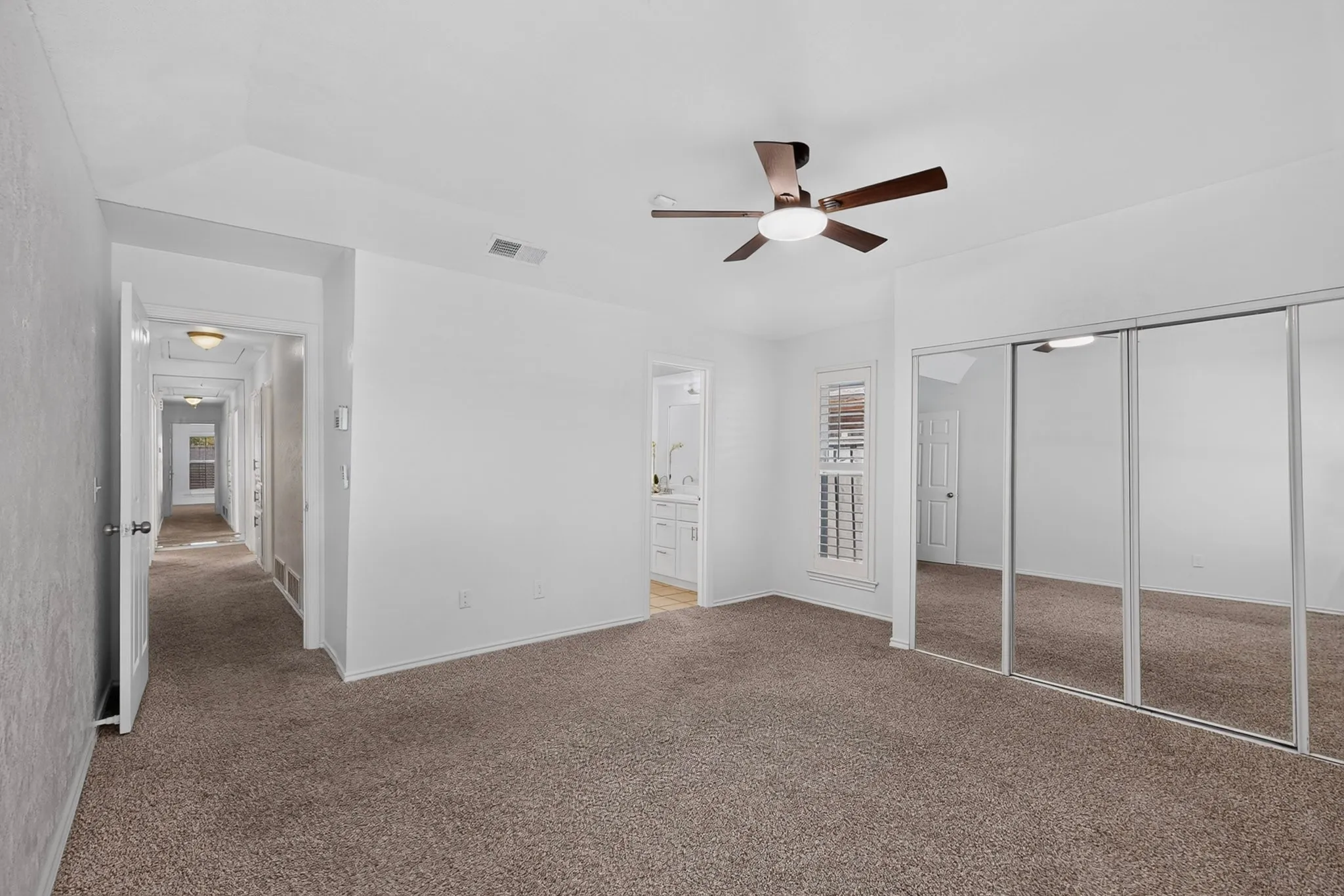 Single Family Residence For Sale in Collin County , 2313 Lawndale Drive, Plano, Texas 75023, 4 Bedroom, 2 Bathroom, 2 Garage spaces, 2,077 Sqft, built in 1978, mls#21377803, Real Estate Agent in Plano, Homes For Sale in Collin county, Homes For Sale in Plano, Realtor in Plano Texas, Real Estate Brokerage Independent Realty Texas, Luminita Cordes Realtor