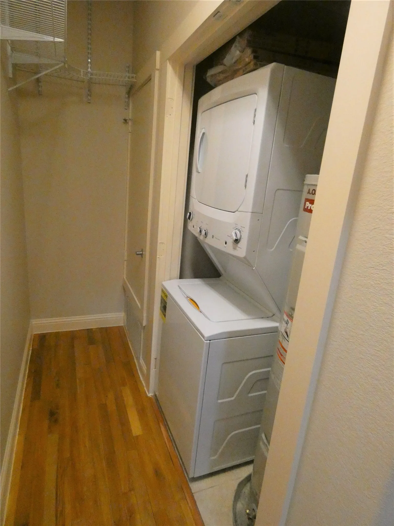 Apartment For Rent in Dallas County , 6159 Oram Street 203, Dallas, Texas 75214, 2 Bedroom, 2 Bathroom, 2 Garage spaces, 1,153 Sqft, built in 2007, mls#21401395, Real Estate Agent in Dallas, Homes For Rent in Dallas county, Homes For Rent in Dallas, Realtor in Dallas Texas, Real Estate Brokerage Independent Realty Texas, Luminita Cordes Realtor