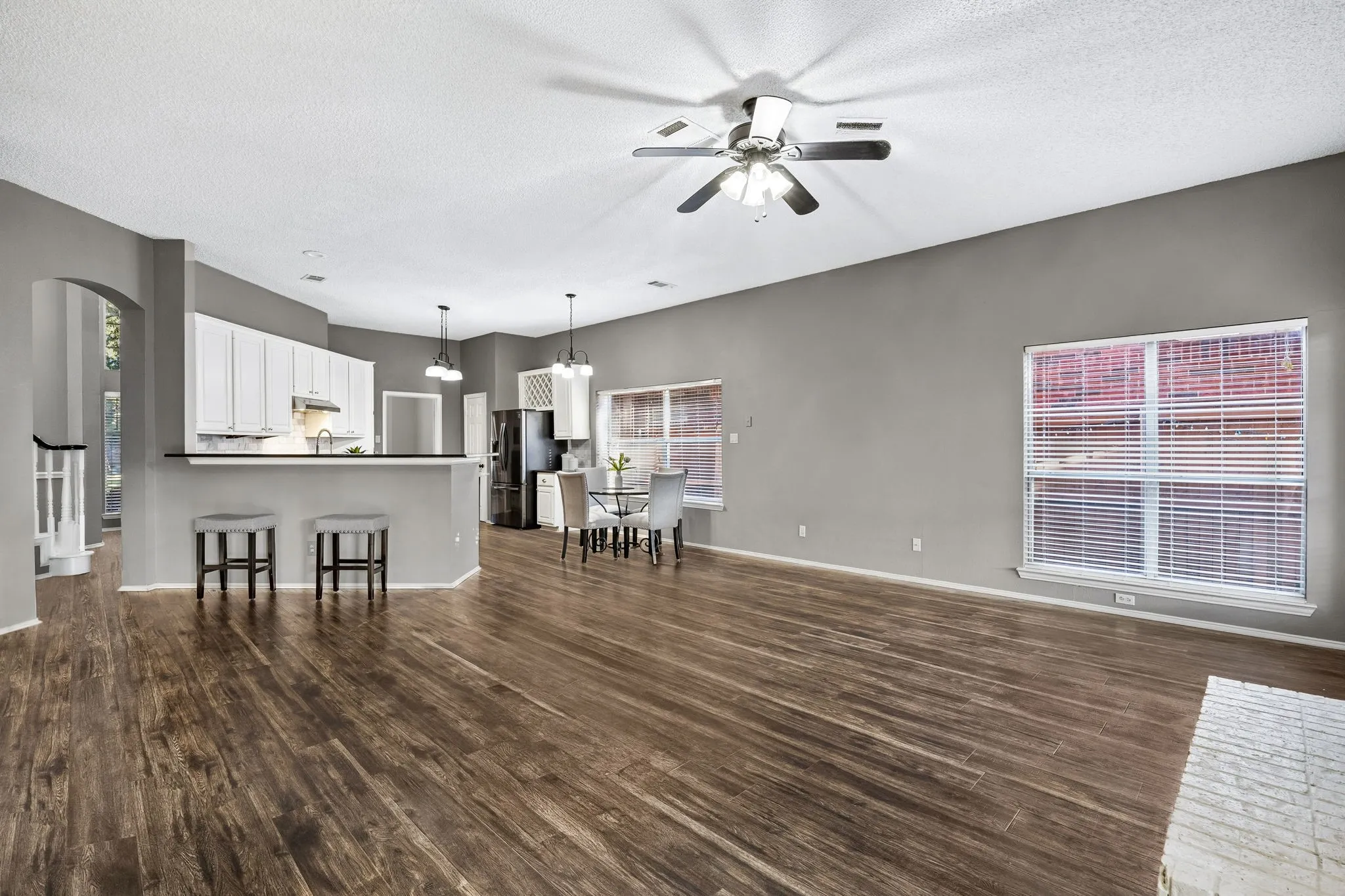Single Family Residence For Sale in Collin County , 5113 Promise Land Drive, Frisco, Texas 75035, 5 Bedroom, 3 Bathroom, 2 Garage spaces, 3,027 Sqft, built in 1992, mls#21392674, Real Estate Agent in Frisco, Homes For Sale in Collin county, Homes For Sale in Frisco, Realtor in Frisco Texas, Real Estate Brokerage Independent Realty Texas, Luminita Cordes Realtor