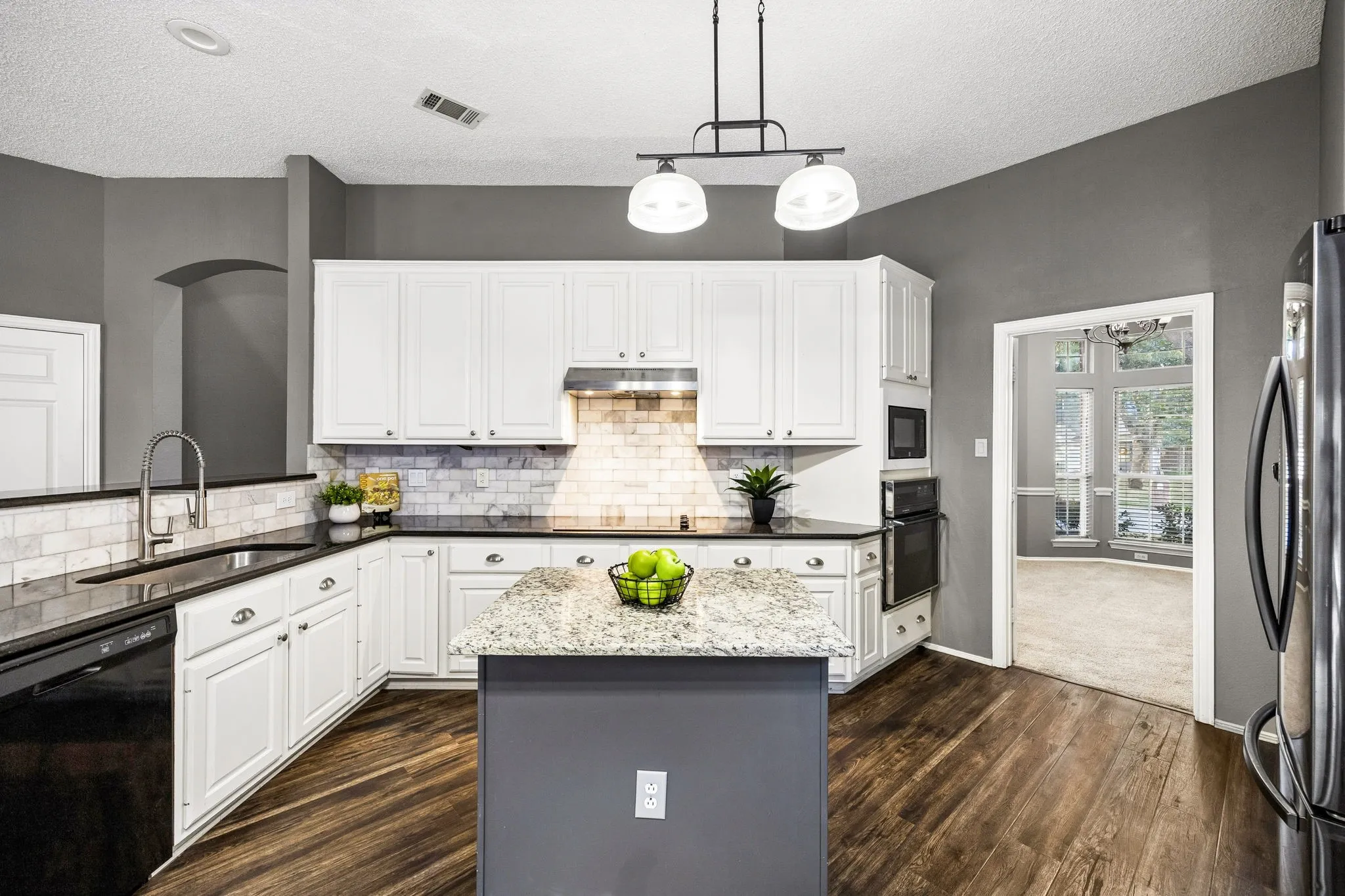 Single Family Residence For Sale in Collin County , 5113 Promise Land Drive, Frisco, Texas 75035, 5 Bedroom, 3 Bathroom, 2 Garage spaces, 3,027 Sqft, built in 1992, mls#21392674, Real Estate Agent in Frisco, Homes For Sale in Collin county, Homes For Sale in Frisco, Realtor in Frisco Texas, Real Estate Brokerage Independent Realty Texas, Luminita Cordes Realtor