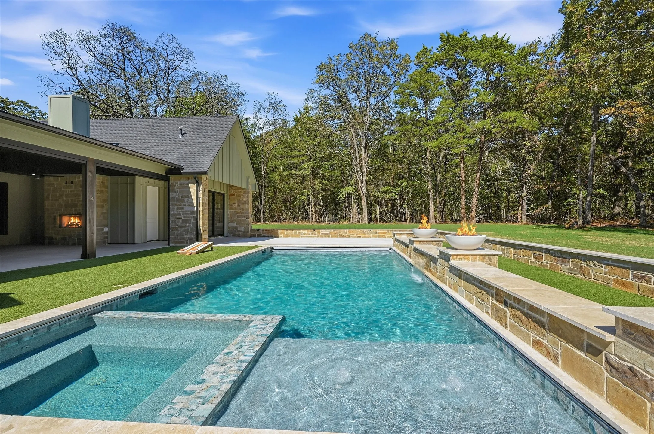 astroturf around pool