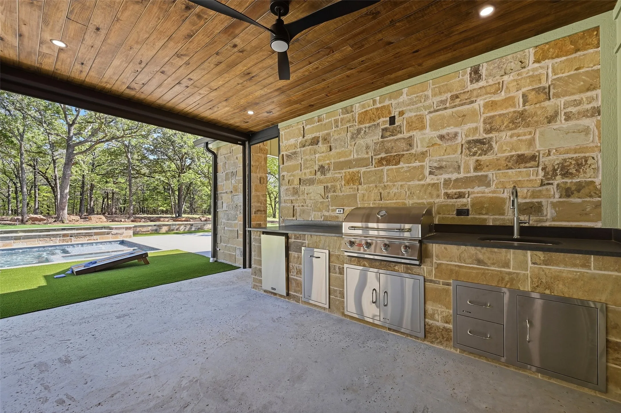 Single Family Residence For Sale in Grayson County , 336 White Tail Way, Pottsboro, Texas 75076, 3 Bedroom, 4 Bathroom, 2 Garage spaces, 2,926 Sqft, built in 2026, mls#21405120, Real Estate Agent in Pottsboro, Homes For Sale in Grayson county, Homes For Sale in Pottsboro, Realtor in Pottsboro Texas, Real Estate Brokerage Independent Realty Texas, Luminita Cordes Realtor
