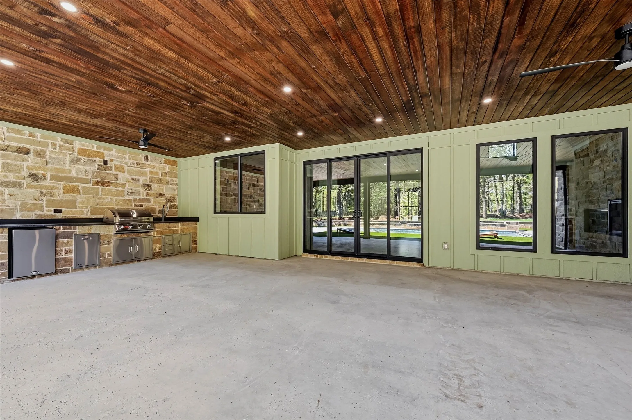 Single Family Residence For Sale in Grayson County , 336 White Tail Way, Pottsboro, Texas 75076, 3 Bedroom, 4 Bathroom, 2 Garage spaces, 2,926 Sqft, built in 2026, mls#21405120, Real Estate Agent in Pottsboro, Homes For Sale in Grayson county, Homes For Sale in Pottsboro, Realtor in Pottsboro Texas, Real Estate Brokerage Independent Realty Texas, Luminita Cordes Realtor