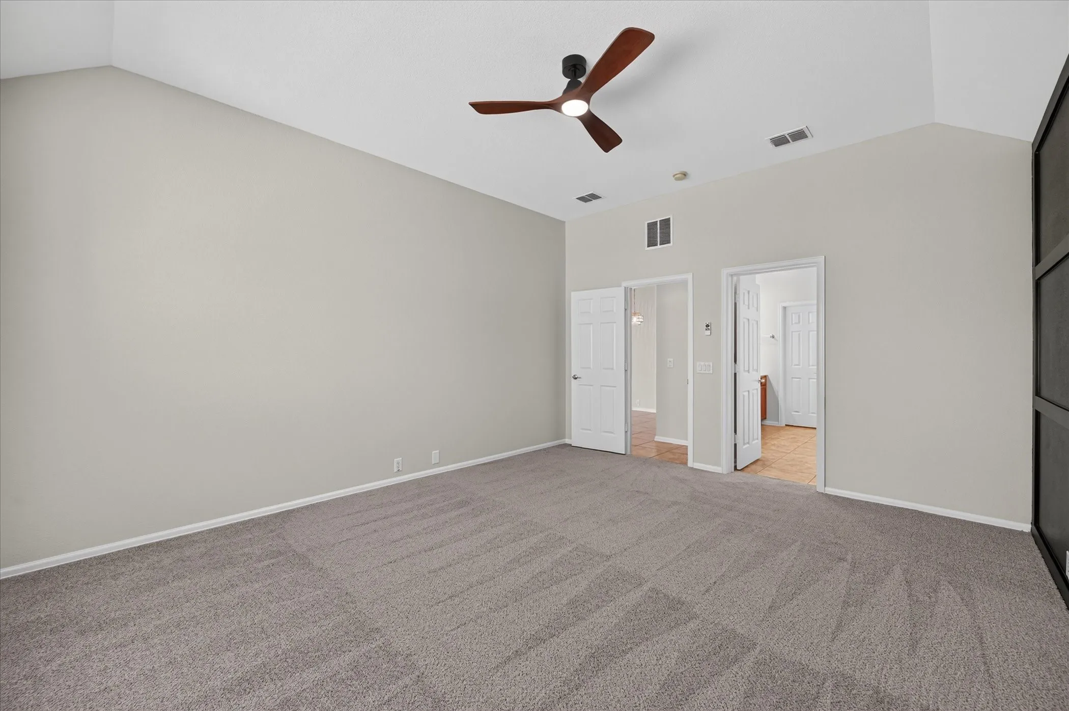 Single Family Residence For Sale in Denton County , 2745 Cedar Ridge Lane, Fort Worth, Texas 76177, 3 Bedroom, 2 Bathroom, 2 Garage spaces, 1,768 Sqft, built in 2008, mls#21406651, Real Estate Agent in Fort Worth, Homes For Sale in Denton county, Homes For Sale in Fort Worth, Realtor in Fort Worth Texas, Real Estate Brokerage Independent Realty Texas, Luminita Cordes Realtor