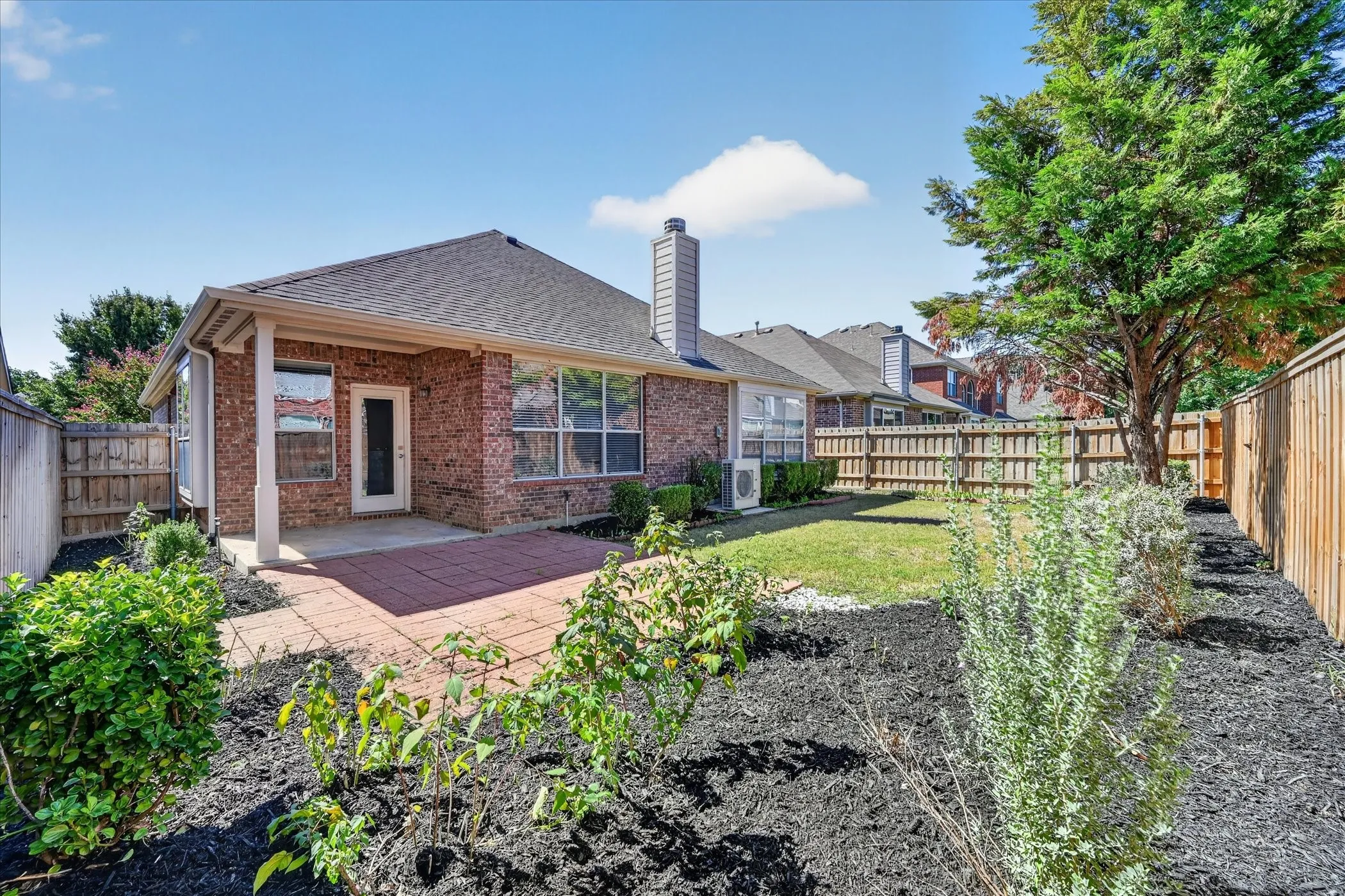 Single Family Residence For Sale in Denton County , 2745 Cedar Ridge Lane, Fort Worth, Texas 76177, 3 Bedroom, 2 Bathroom, 2 Garage spaces, 1,768 Sqft, built in 2008, mls#21406651, Real Estate Agent in Fort Worth, Homes For Sale in Denton county, Homes For Sale in Fort Worth, Realtor in Fort Worth Texas, Real Estate Brokerage Independent Realty Texas, Luminita Cordes Realtor