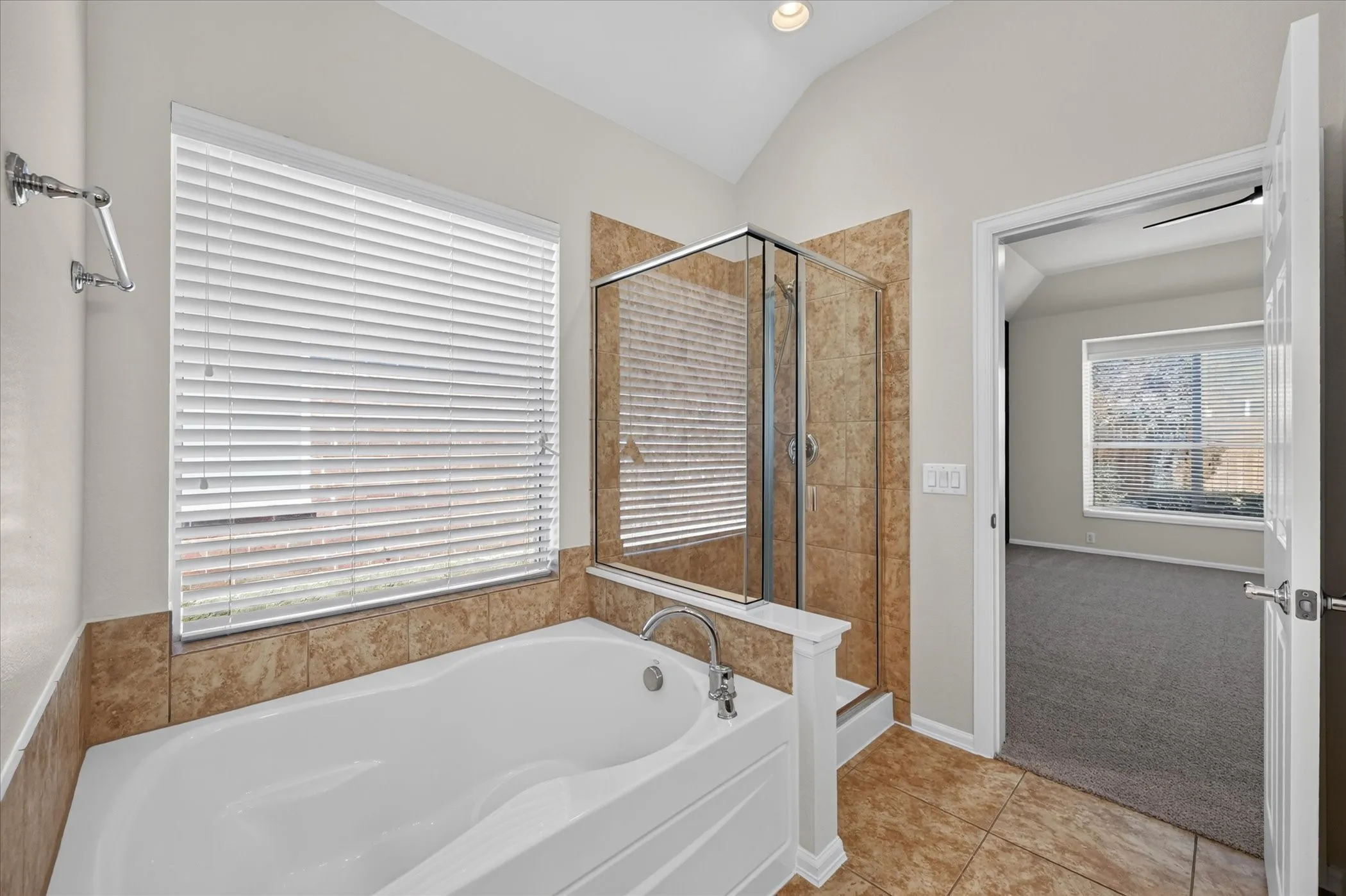 Single Family Residence For Sale in Denton County , 2745 Cedar Ridge Lane, Fort Worth, Texas 76177, 3 Bedroom, 2 Bathroom, 2 Garage spaces, 1,768 Sqft, built in 2008, mls#21406651, Real Estate Agent in Fort Worth, Homes For Sale in Denton county, Homes For Sale in Fort Worth, Realtor in Fort Worth Texas, Real Estate Brokerage Independent Realty Texas, Luminita Cordes Realtor