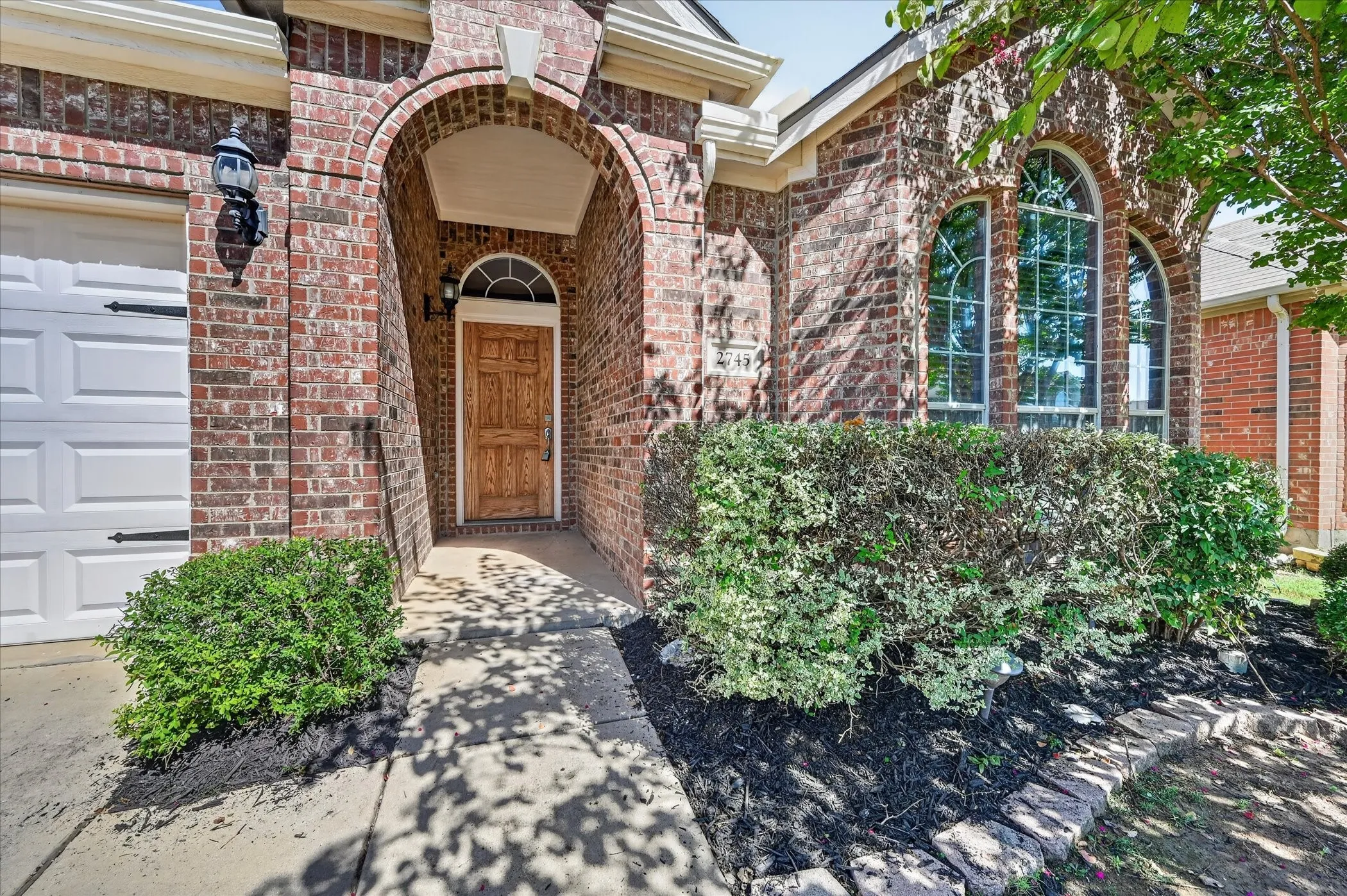 Single Family Residence For Sale in Denton County , 2745 Cedar Ridge Lane, Fort Worth, Texas 76177, 3 Bedroom, 2 Bathroom, 2 Garage spaces, 1,768 Sqft, built in 2008, mls#21406651, Real Estate Agent in Fort Worth, Homes For Sale in Denton county, Homes For Sale in Fort Worth, Realtor in Fort Worth Texas, Real Estate Brokerage Independent Realty Texas, Luminita Cordes Realtor
