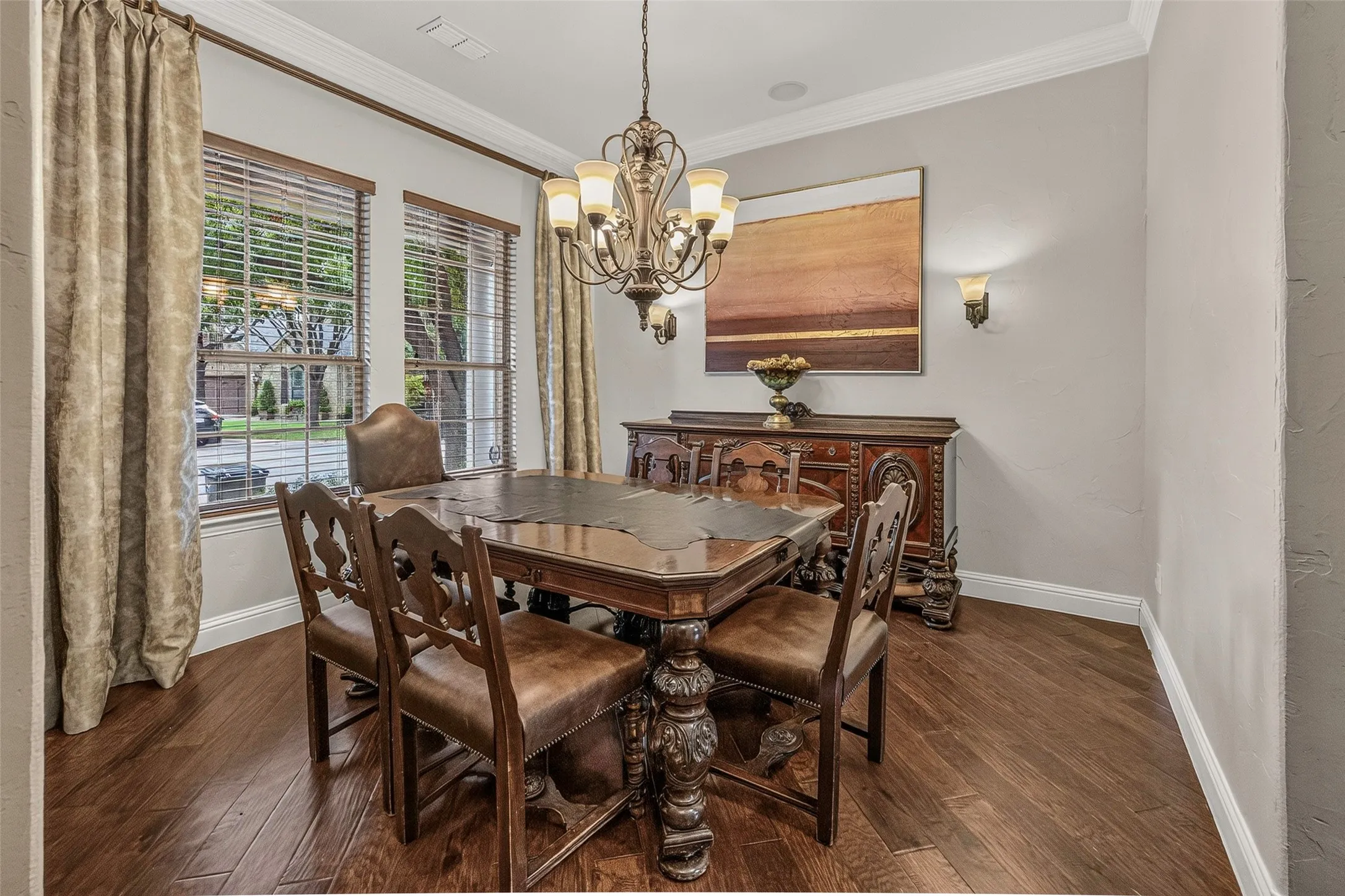 Single Family Residence For Sale in Tarrant County , 6820 River Park Circle, Fort Worth, Texas 76116, 3 Bedroom, 4 Bathroom, 2 Garage spaces, 3,235 Sqft, built in 2006, mls#21403585, Real Estate Agent in Fort Worth, Homes For Sale in Tarrant county, Homes For Sale in Fort Worth, Realtor in Fort Worth Texas, Real Estate Brokerage Independent Realty Texas, Luminita Cordes Realtor