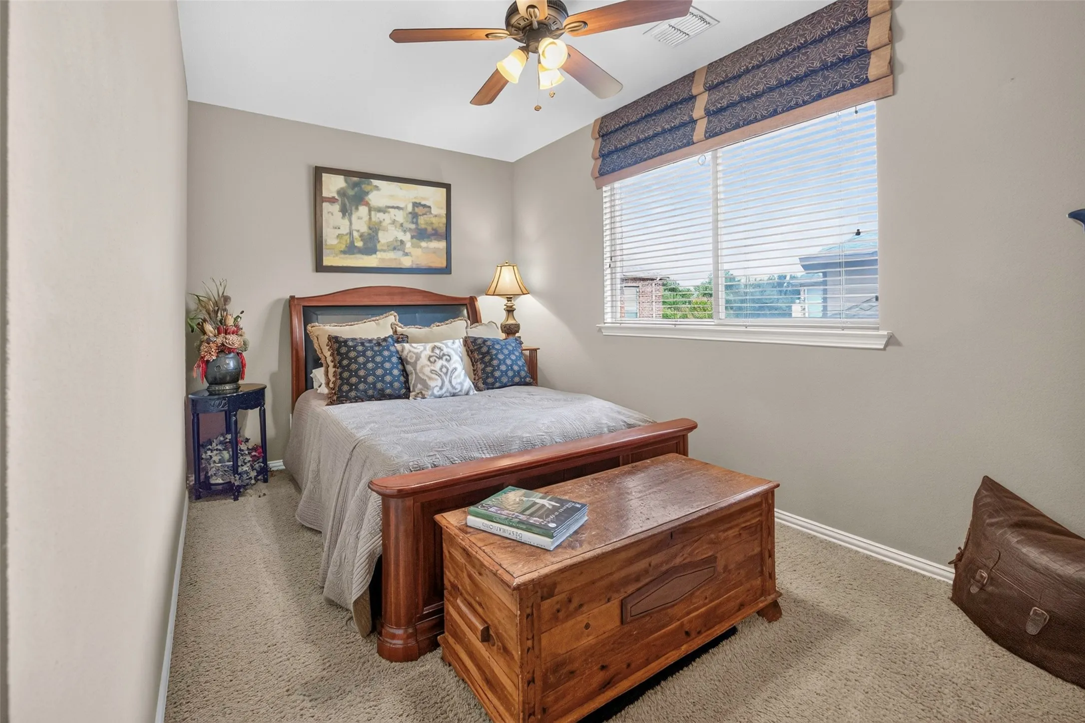 Single Family Residence For Sale in Tarrant County , 6820 River Park Circle, Fort Worth, Texas 76116, 3 Bedroom, 4 Bathroom, 2 Garage spaces, 3,235 Sqft, built in 2006, mls#21403585, Real Estate Agent in Fort Worth, Homes For Sale in Tarrant county, Homes For Sale in Fort Worth, Realtor in Fort Worth Texas, Real Estate Brokerage Independent Realty Texas, Luminita Cordes Realtor