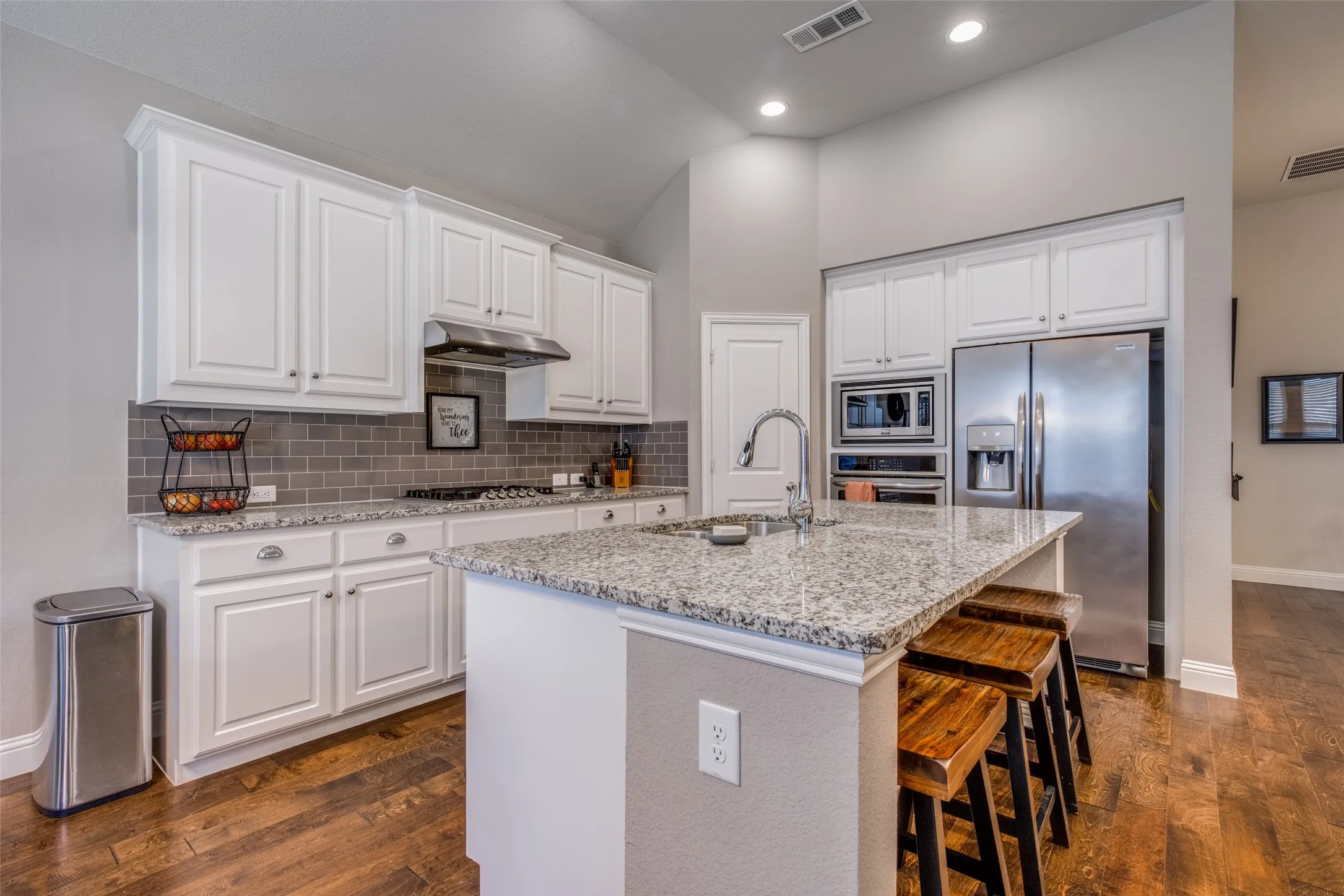 Single Family Residence For Sale in Kaufman County , 1538 Tavistock Road, Forney, Texas 75126, 4 Bedroom, 2 Bathroom, 2 Garage spaces, 2,262 Sqft, built in 2017, mls#21406643, Real Estate Agent in Forney, Homes For Sale in Kaufman county, Homes For Sale in Forney, Realtor in Forney Texas, Real Estate Brokerage Independent Realty Texas, Luminita Cordes Realtor