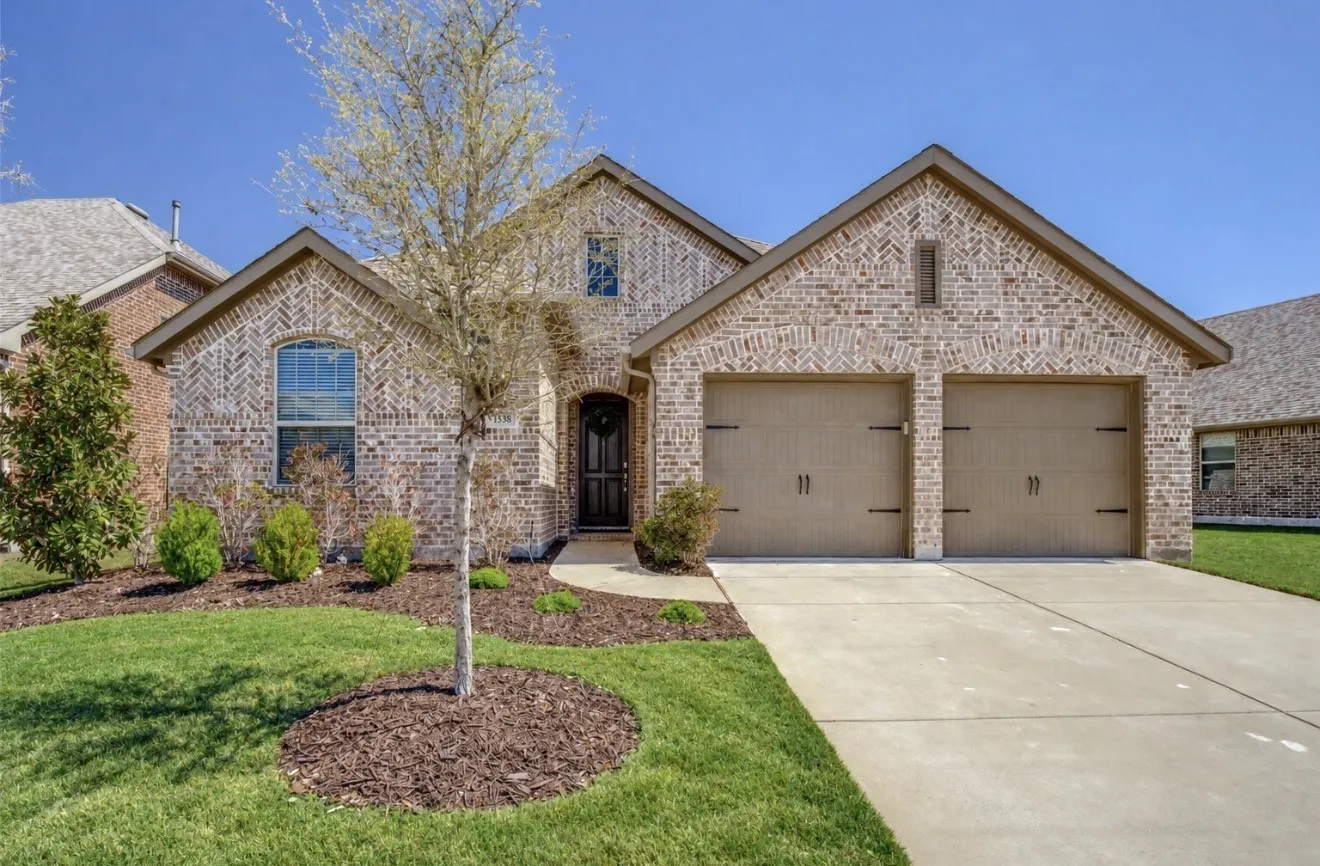 Single Family Residence For Sale in Kaufman County , 1538 Tavistock Road, Forney, Texas 75126, 4 Bedroom, 2 Bathroom, 2 Garage spaces, 2,262 Sqft, built in 2017, mls#21406643, Real Estate Agent in Forney, Homes For Sale in Kaufman county, Homes For Sale in Forney, Realtor in Forney Texas, Real Estate Brokerage Independent Realty Texas, Luminita Cordes Realtor