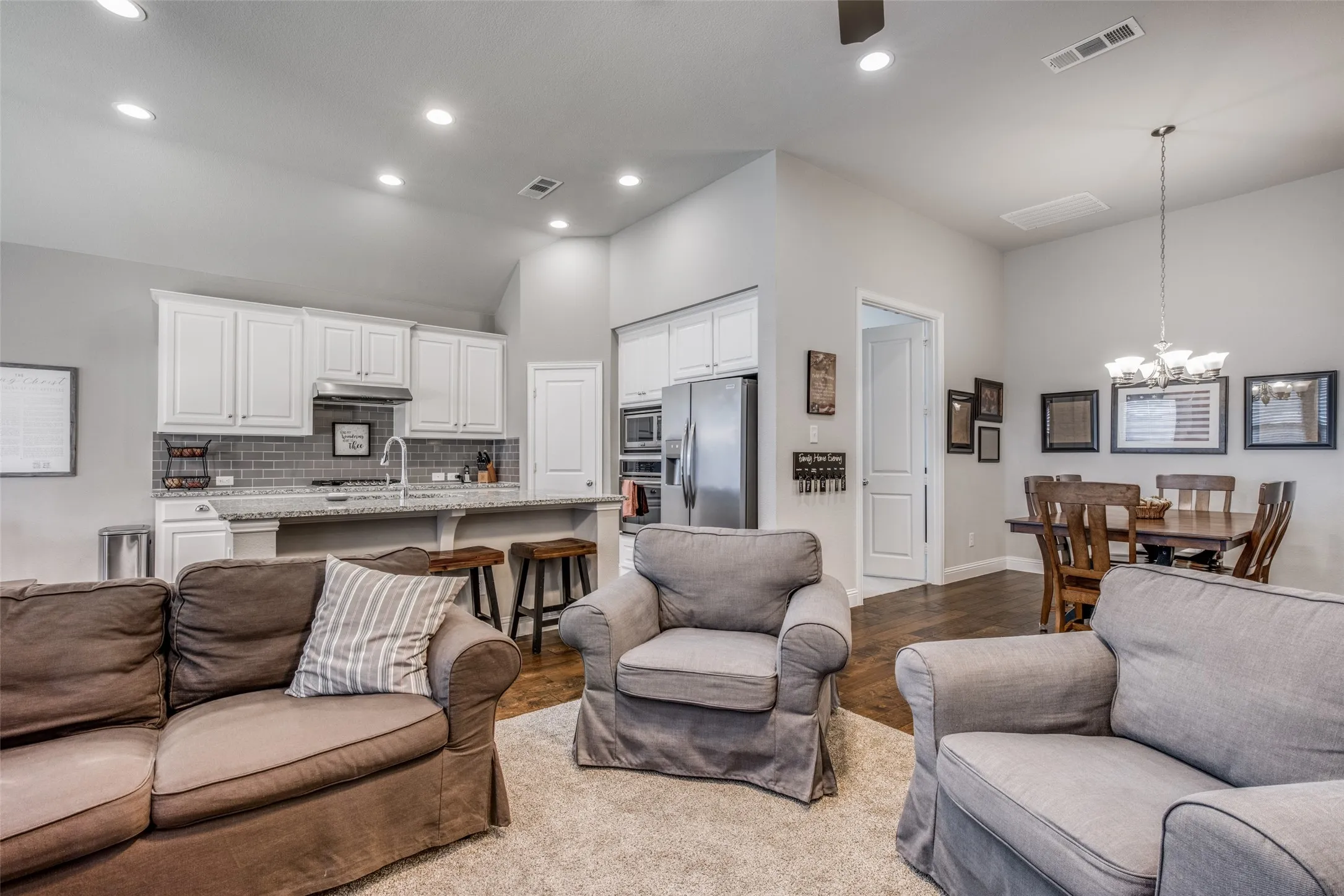 Single Family Residence For Sale in Kaufman County , 1538 Tavistock Road, Forney, Texas 75126, 4 Bedroom, 2 Bathroom, 2 Garage spaces, 2,262 Sqft, built in 2017, mls#21406643, Real Estate Agent in Forney, Homes For Sale in Kaufman county, Homes For Sale in Forney, Realtor in Forney Texas, Real Estate Brokerage Independent Realty Texas, Luminita Cordes Realtor