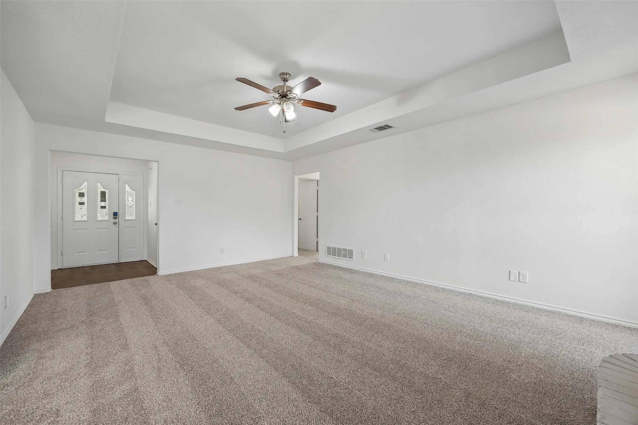 Single Family Residence For Sale in Johnson County , 1205 Rene Drive, Alvarado, Texas 76009, 3 Bedroom, 2 Bathroom, 2 Garage spaces, 1,534 Sqft, built in 1993, mls#21405537, Real Estate Agent in Alvarado, Homes For Sale in Johnson county, Homes For Sale in Alvarado, Realtor in Alvarado Texas, Real Estate Brokerage Independent Realty Texas, Luminita Cordes Realtor