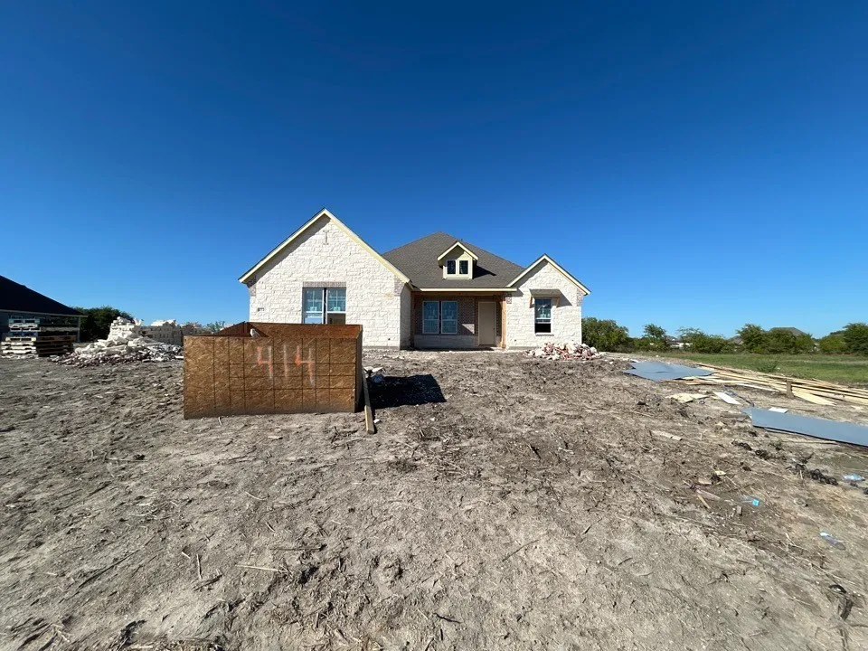 Single Family Residence For Sale