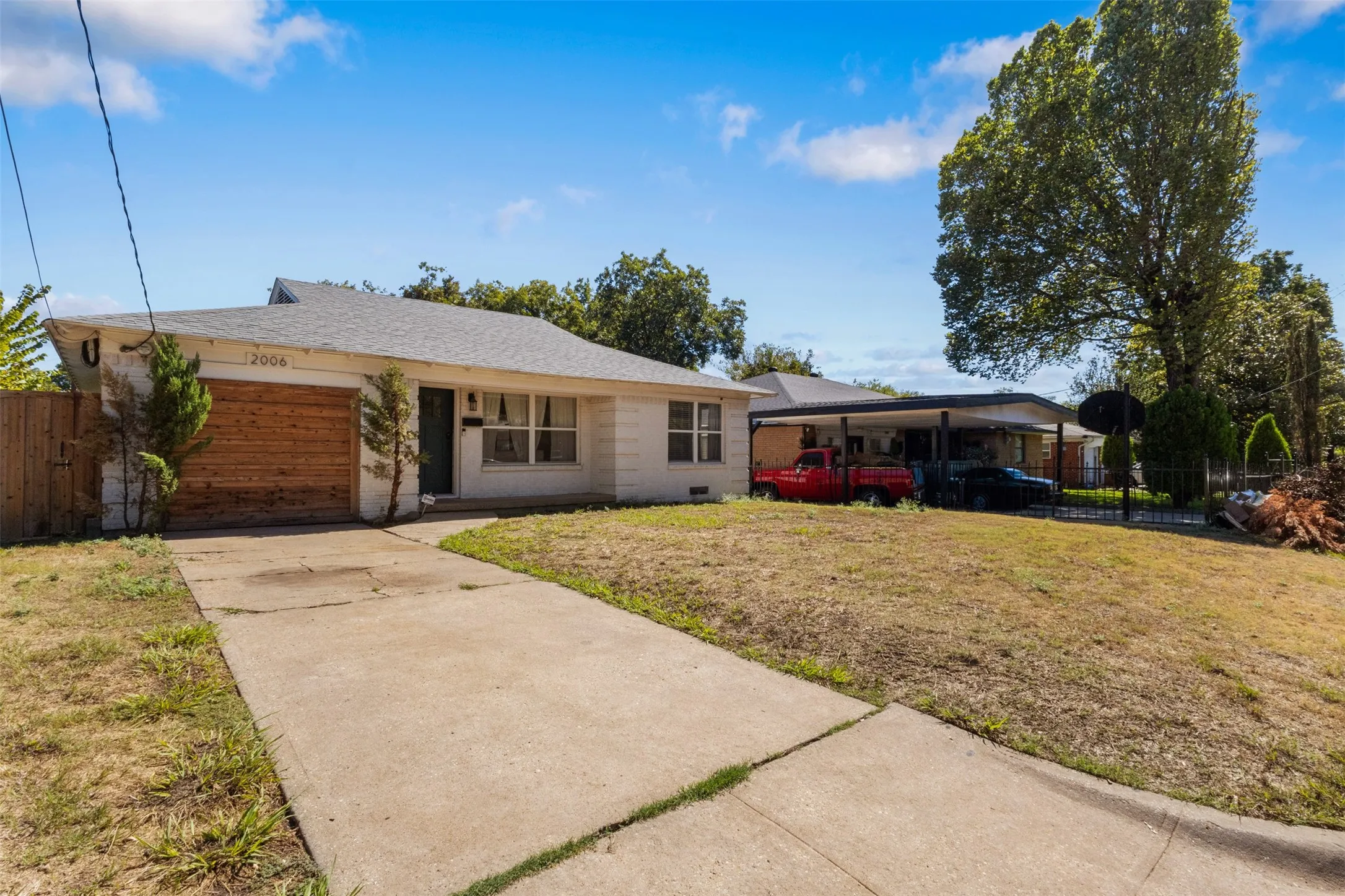 Single Family Residence For Sale in Dallas County , 2006 Boyd Street, Dallas, Texas 75224, 3 Bedroom, 1 Bathroom, Garage spaces, 1,401 Sqft, built in 1952, mls#21406436, Real Estate Agent in Dallas, Homes For Sale in Dallas county, Homes For Sale in Dallas, Realtor in Dallas Texas, Real Estate Brokerage Independent Realty Texas, Luminita Cordes Realtor