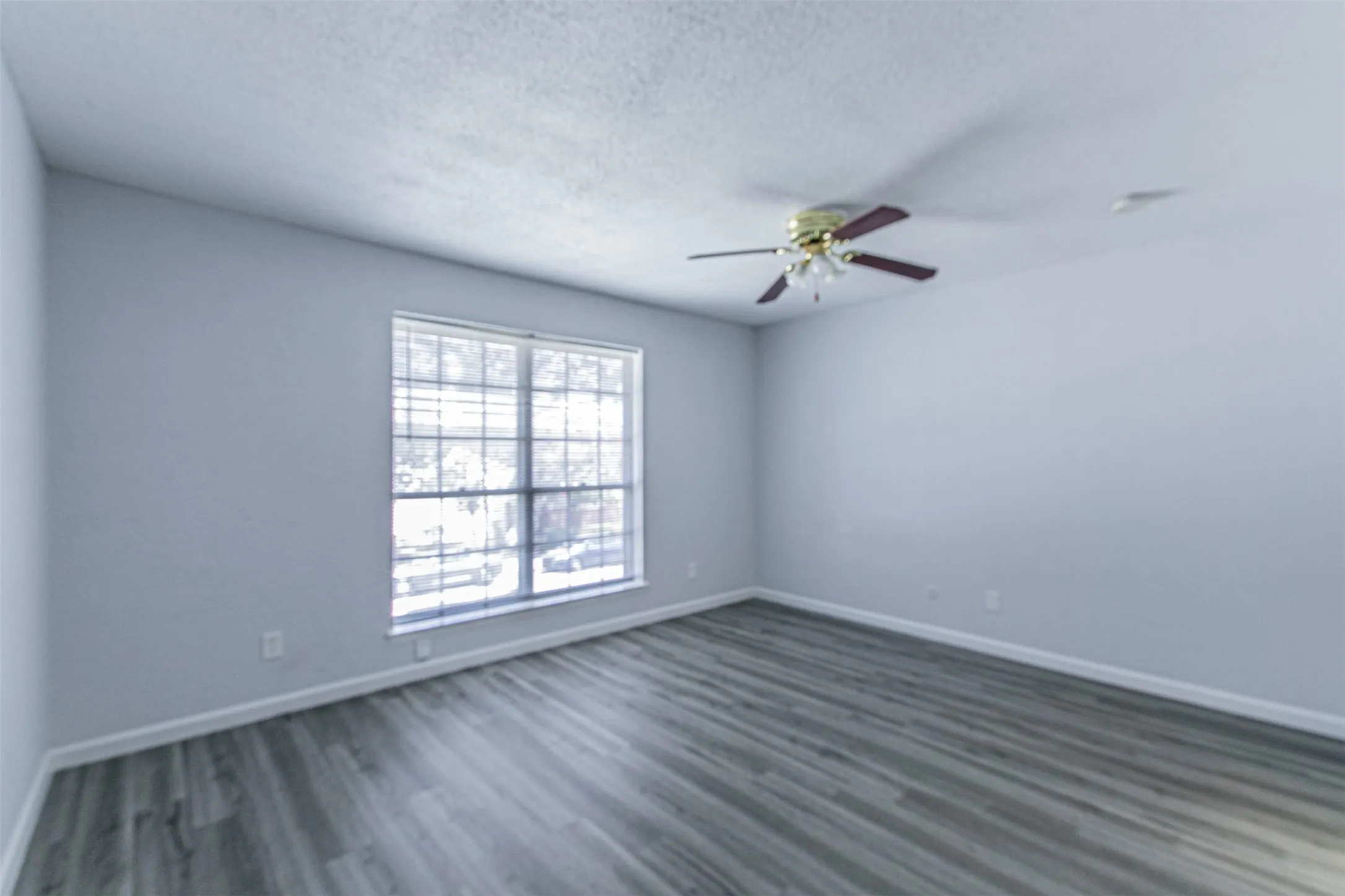 Bedroom 2 unfurnished