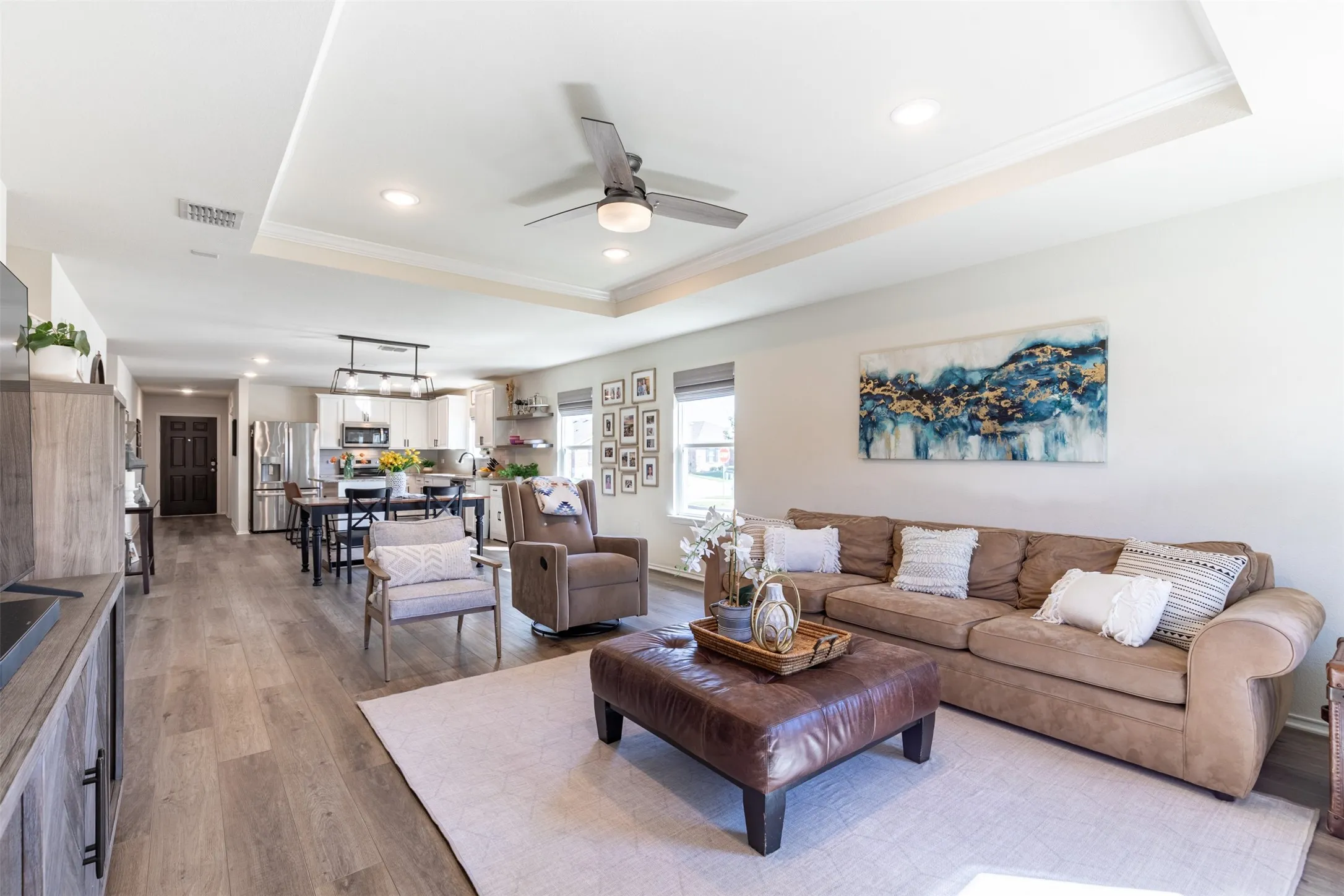 Single Family Residence For Sale in Denton County , 1340 Vernon Drive, Aubrey, Texas 76227, 3 Bedroom, 2 Bathroom, 2 Garage spaces, 1,721 Sqft, built in 2020, mls#21404636, Real Estate Agent in Aubrey, Homes For Sale in Denton county, Homes For Sale in Aubrey, Realtor in Aubrey Texas, Real Estate Brokerage Independent Realty Texas, Luminita Cordes Realtor
