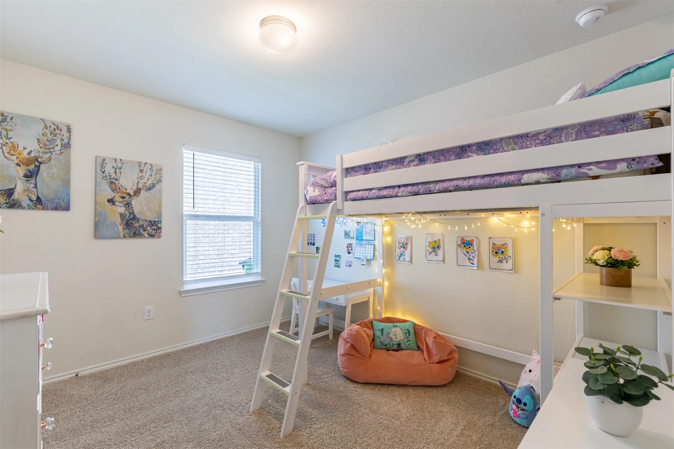Single Family Residence For Sale in Denton County , 1340 Vernon Drive, Aubrey, Texas 76227, 3 Bedroom, 2 Bathroom, 2 Garage spaces, 1,721 Sqft, built in 2020, mls#21404636, Real Estate Agent in Aubrey, Homes For Sale in Denton county, Homes For Sale in Aubrey, Realtor in Aubrey Texas, Real Estate Brokerage Independent Realty Texas, Luminita Cordes Realtor