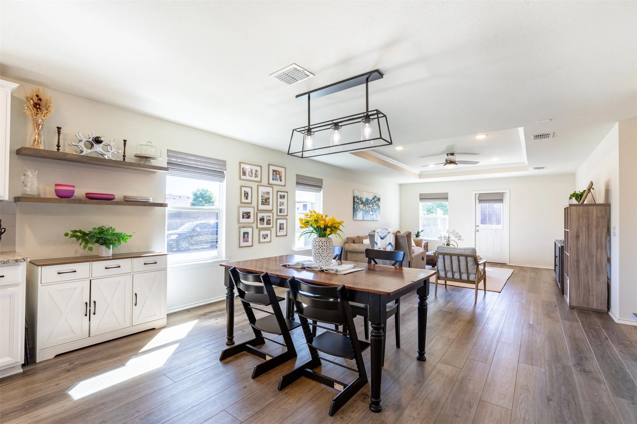 Single Family Residence For Sale in Denton County , 1340 Vernon Drive, Aubrey, Texas 76227, 3 Bedroom, 2 Bathroom, 2 Garage spaces, 1,721 Sqft, built in 2020, mls#21404636, Real Estate Agent in Aubrey, Homes For Sale in Denton county, Homes For Sale in Aubrey, Realtor in Aubrey Texas, Real Estate Brokerage Independent Realty Texas, Luminita Cordes Realtor