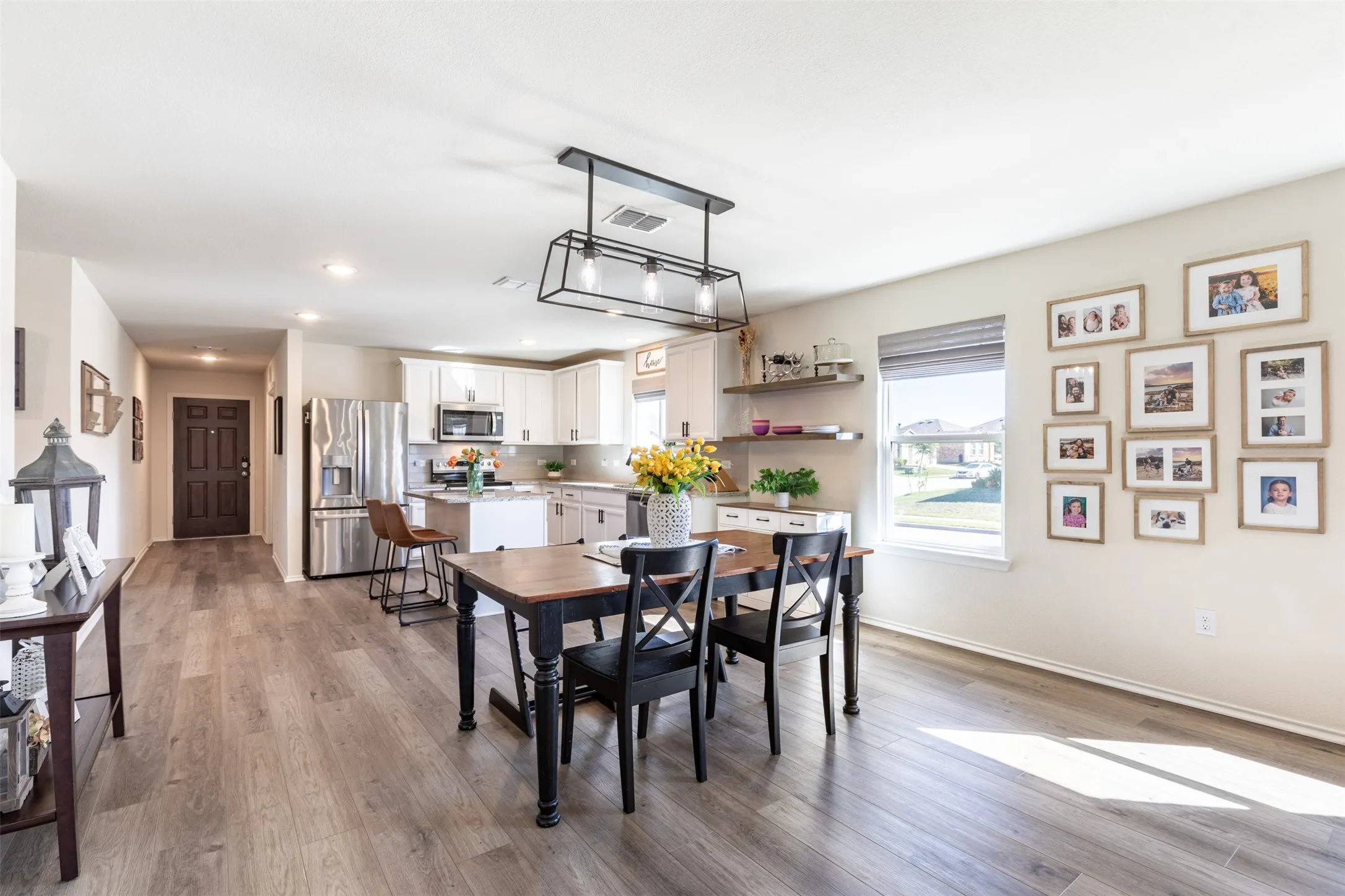 Single Family Residence For Sale in Denton County , 1340 Vernon Drive, Aubrey, Texas 76227, 3 Bedroom, 2 Bathroom, 2 Garage spaces, 1,721 Sqft, built in 2020, mls#21404636, Real Estate Agent in Aubrey, Homes For Sale in Denton county, Homes For Sale in Aubrey, Realtor in Aubrey Texas, Real Estate Brokerage Independent Realty Texas, Luminita Cordes Realtor