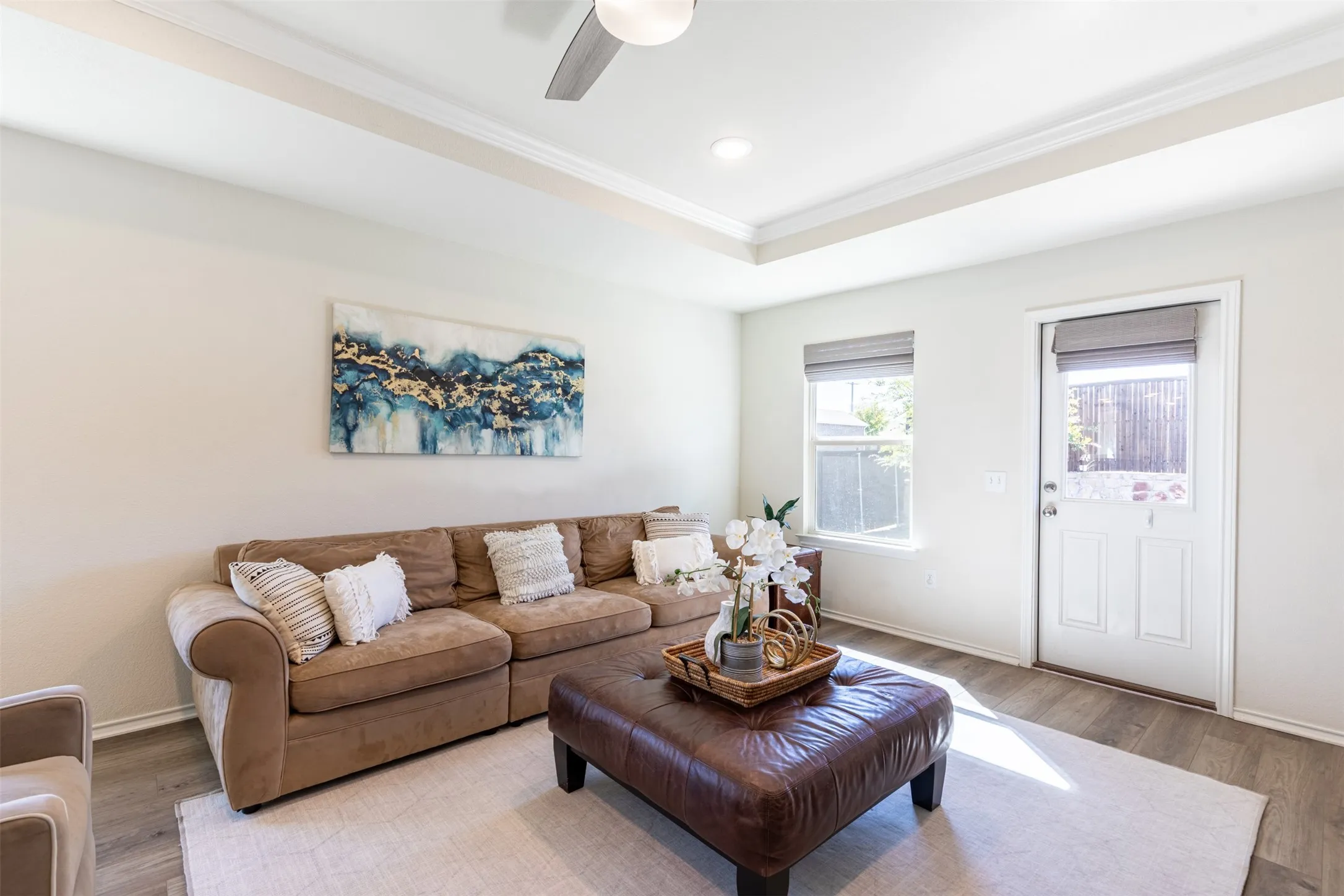 Single Family Residence For Sale in Denton County , 1340 Vernon Drive, Aubrey, Texas 76227, 3 Bedroom, 2 Bathroom, 2 Garage spaces, 1,721 Sqft, built in 2020, mls#21404636, Real Estate Agent in Aubrey, Homes For Sale in Denton county, Homes For Sale in Aubrey, Realtor in Aubrey Texas, Real Estate Brokerage Independent Realty Texas, Luminita Cordes Realtor