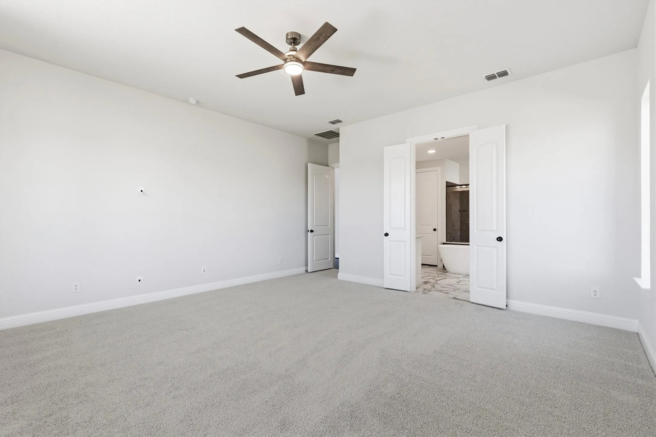Single Family Residence For Sale in Denton County , 1001 Sandbar Street, Prosper, Texas 75078, 5 Bedroom, 4 Bathroom, 3 Garage spaces, 4,640 Sqft, built in 2020, mls#21405773, Real Estate Agent in Prosper, Homes For Sale in Denton county, Homes For Sale in Prosper, Realtor in Prosper Texas, Real Estate Brokerage Independent Realty Texas, Luminita Cordes Realtor