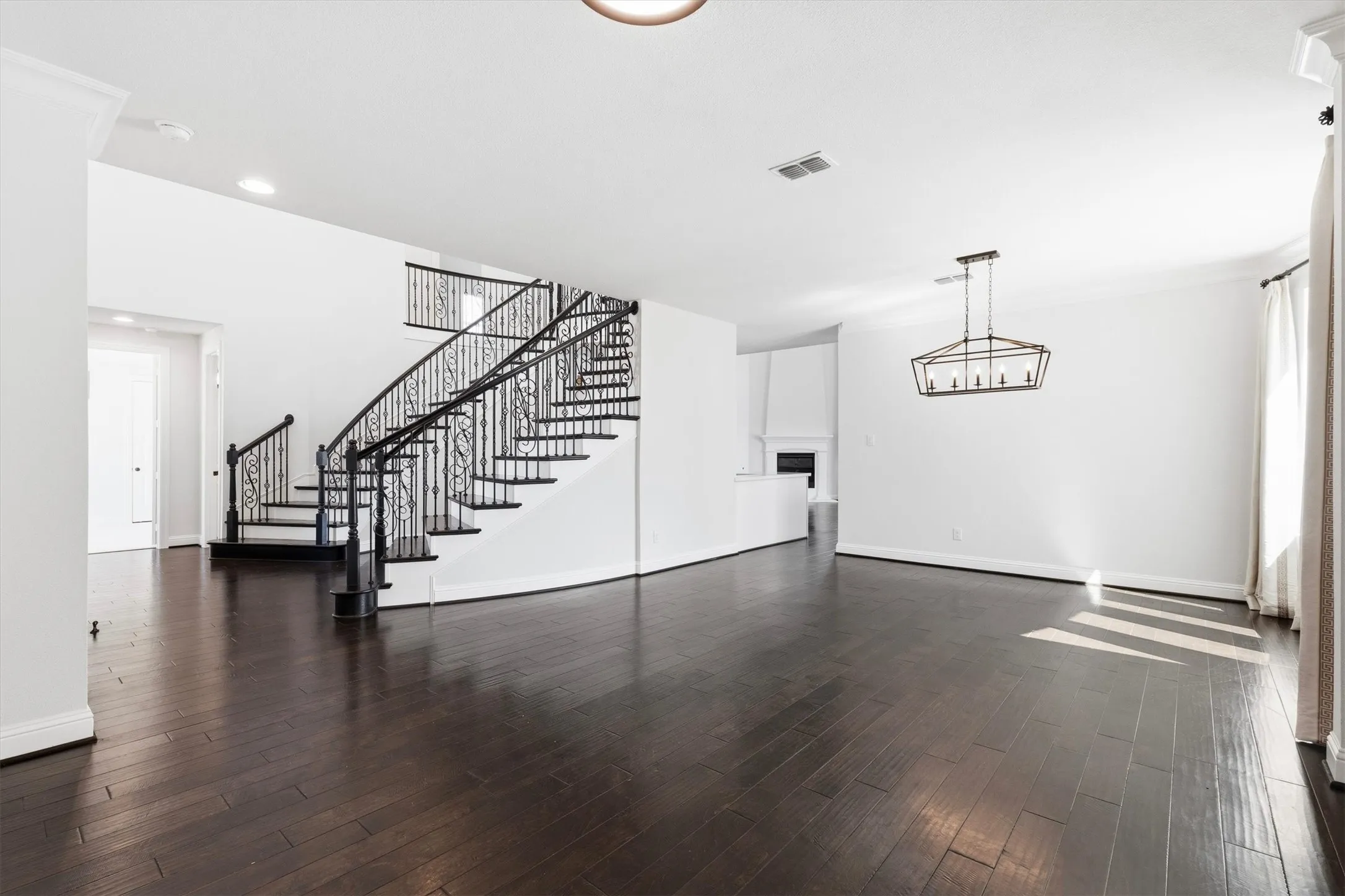 Single Family Residence For Sale in Denton County , 1001 Sandbar Street, Prosper, Texas 75078, 5 Bedroom, 4 Bathroom, 3 Garage spaces, 4,640 Sqft, built in 2020, mls#21405773, Real Estate Agent in Prosper, Homes For Sale in Denton county, Homes For Sale in Prosper, Realtor in Prosper Texas, Real Estate Brokerage Independent Realty Texas, Luminita Cordes Realtor