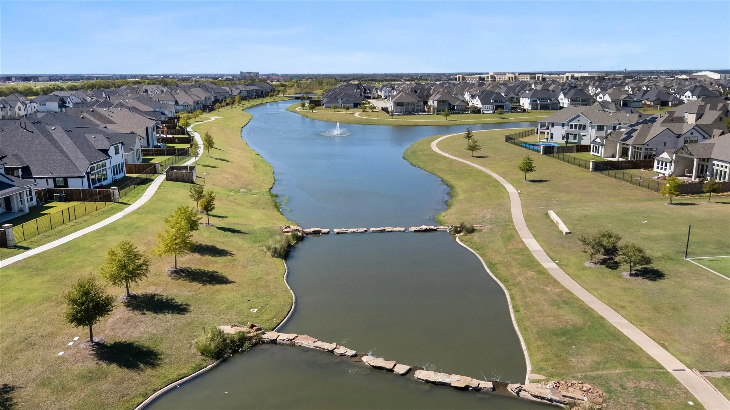 Single Family Residence For Sale in Denton County , 1001 Sandbar Street, Prosper, Texas 75078, 5 Bedroom, 4 Bathroom, 3 Garage spaces, 4,640 Sqft, built in 2020, mls#21405773, Real Estate Agent in Prosper, Homes For Sale in Denton county, Homes For Sale in Prosper, Realtor in Prosper Texas, Real Estate Brokerage Independent Realty Texas, Luminita Cordes Realtor