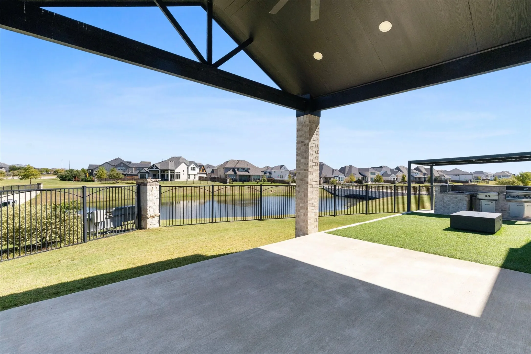 Single Family Residence For Sale in Denton County , 1001 Sandbar Street, Prosper, Texas 75078, 5 Bedroom, 4 Bathroom, 3 Garage spaces, 4,640 Sqft, built in 2020, mls#21405773, Real Estate Agent in Prosper, Homes For Sale in Denton county, Homes For Sale in Prosper, Realtor in Prosper Texas, Real Estate Brokerage Independent Realty Texas, Luminita Cordes Realtor