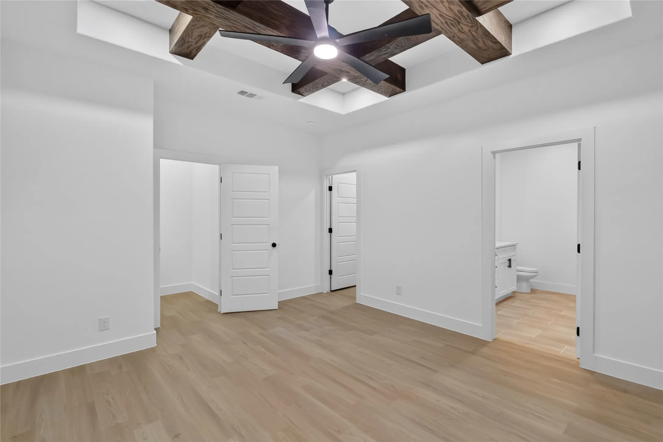 Single Family Residence For Sale in Henderson County , 105 Cedar Elm Road, Trinidad, Texas 75163, 3 Bedroom, 2 Bathroom, 2 Garage spaces, 1,567 Sqft, built in 2026, mls#21404411, Real Estate Agent in Trinidad, Homes For Sale in Henderson county, Homes For Sale in Trinidad, Realtor in Trinidad Texas, Real Estate Brokerage Independent Realty Texas, Luminita Cordes Realtor