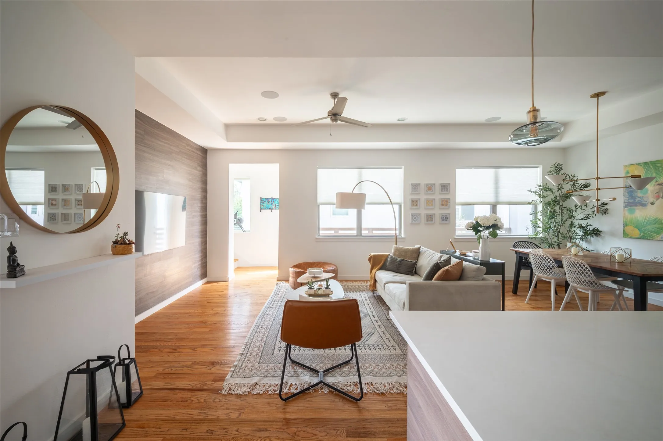 Condominium For Sale in Dallas County , 5708 Bryan Parkway A, Dallas, Texas 75206, 2 Bedroom, 3 Bathroom, 2 Garage spaces, 1,958 Sqft, built in 2016, mls#21393698, Real Estate Agent in Dallas, Homes For Sale in Dallas county, Homes For Sale in Dallas, Realtor in Dallas Texas, Real Estate Brokerage Independent Realty Texas, Luminita Cordes Realtor