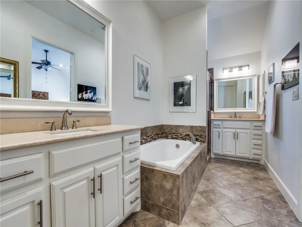Townhouse For Rent in Dallas County , 5034 Meridian Lane, Addison, Texas 75001, 3 Bedroom, 4 Bathroom, 2 Garage spaces, 2,166 Sqft, built in 2014, mls#21406716, Real Estate Agent in Addison, Homes For Rent in Dallas county, Homes For Rent in Addison, Realtor in Addison Texas, Real Estate Brokerage Independent Realty Texas, Luminita Cordes Realtor