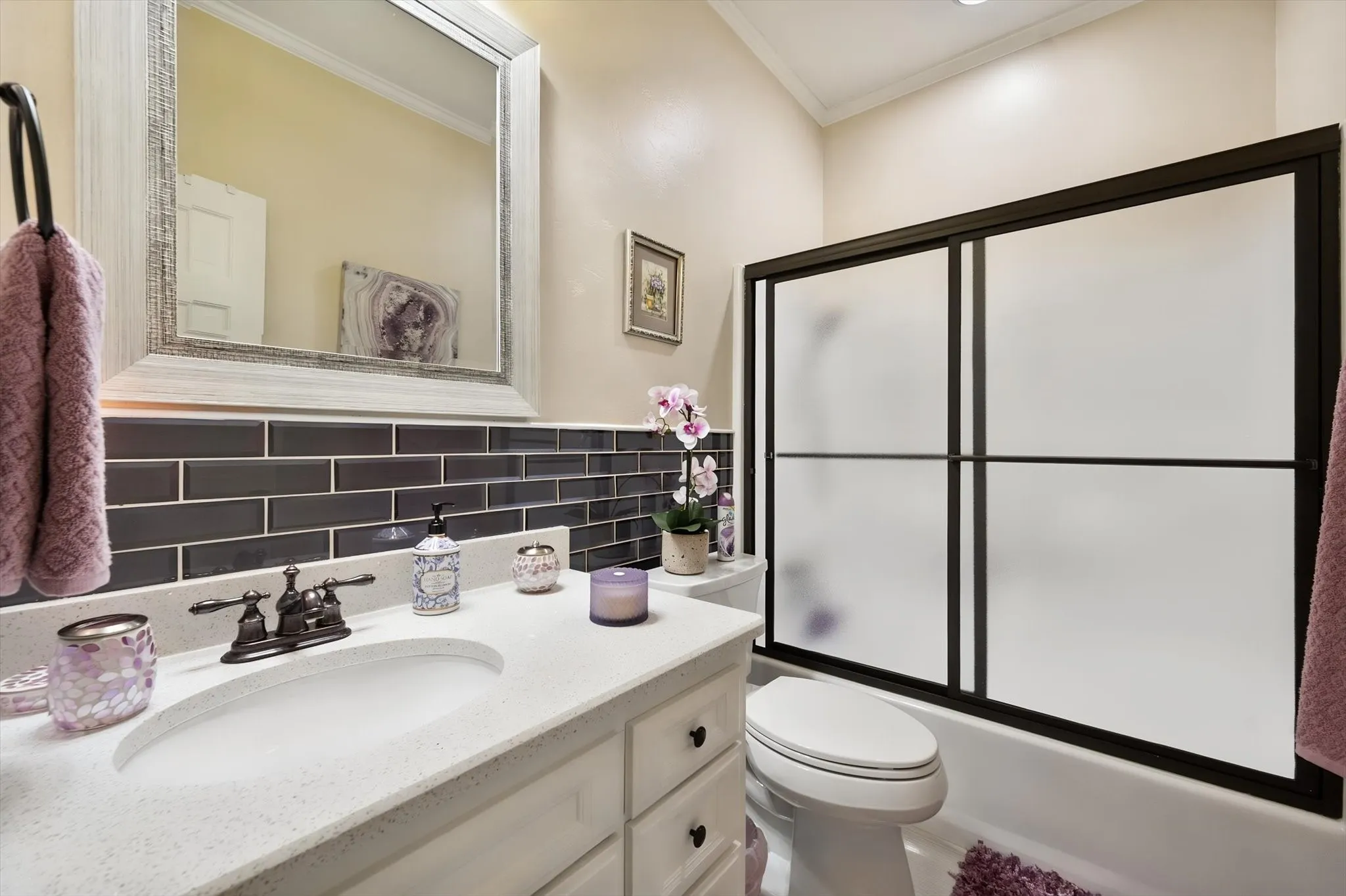 Single Family Residence For Sale in Navarro County , 1601 Bridle Path, Corsicana, Texas 75110, 4 Bedroom, 3 Bathroom, 3 Garage spaces, 2,597 Sqft, built in 1988, mls#21403680, Real Estate Agent in Corsicana, Homes For Sale in Navarro county, Homes For Sale in Corsicana, Realtor in Corsicana Texas, Real Estate Brokerage Independent Realty Texas, Luminita Cordes Realtor