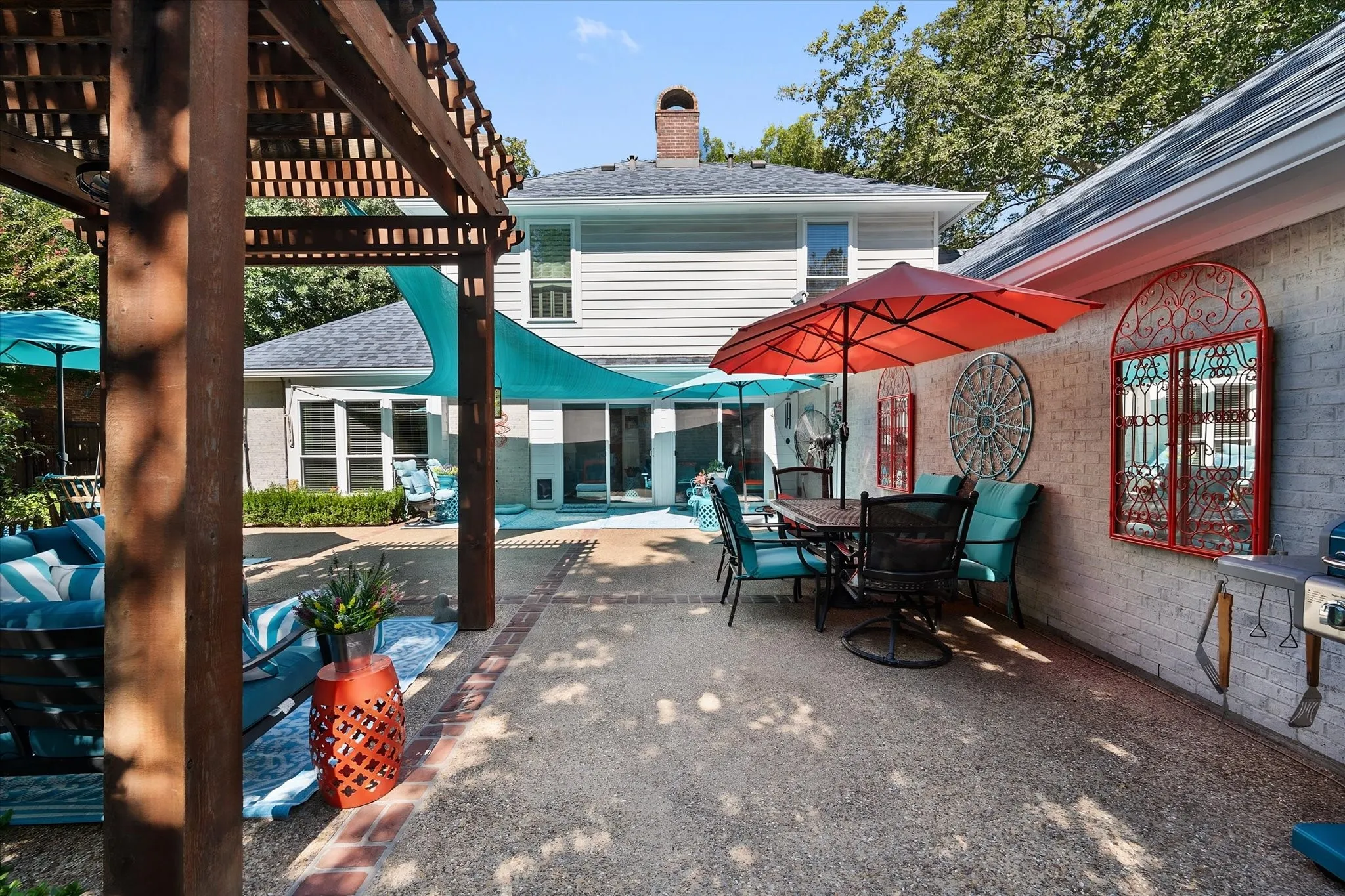 Single Family Residence For Sale in Navarro County , 1601 Bridle Path, Corsicana, Texas 75110, 4 Bedroom, 3 Bathroom, 3 Garage spaces, 2,597 Sqft, built in 1988, mls#21403680, Real Estate Agent in Corsicana, Homes For Sale in Navarro county, Homes For Sale in Corsicana, Realtor in Corsicana Texas, Real Estate Brokerage Independent Realty Texas, Luminita Cordes Realtor