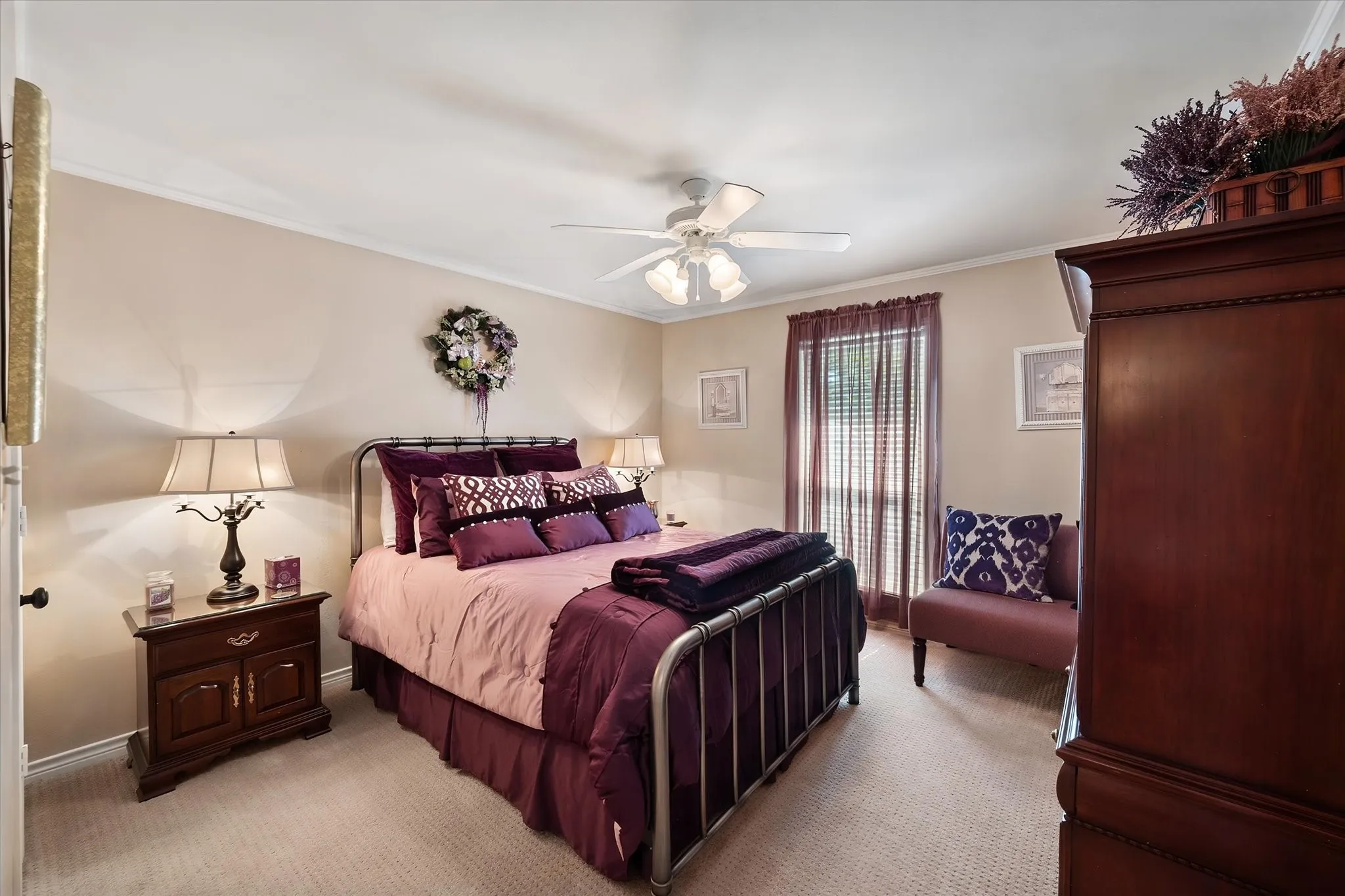 Single Family Residence For Sale in Navarro County , 1601 Bridle Path, Corsicana, Texas 75110, 4 Bedroom, 3 Bathroom, 3 Garage spaces, 2,597 Sqft, built in 1988, mls#21403680, Real Estate Agent in Corsicana, Homes For Sale in Navarro county, Homes For Sale in Corsicana, Realtor in Corsicana Texas, Real Estate Brokerage Independent Realty Texas, Luminita Cordes Realtor