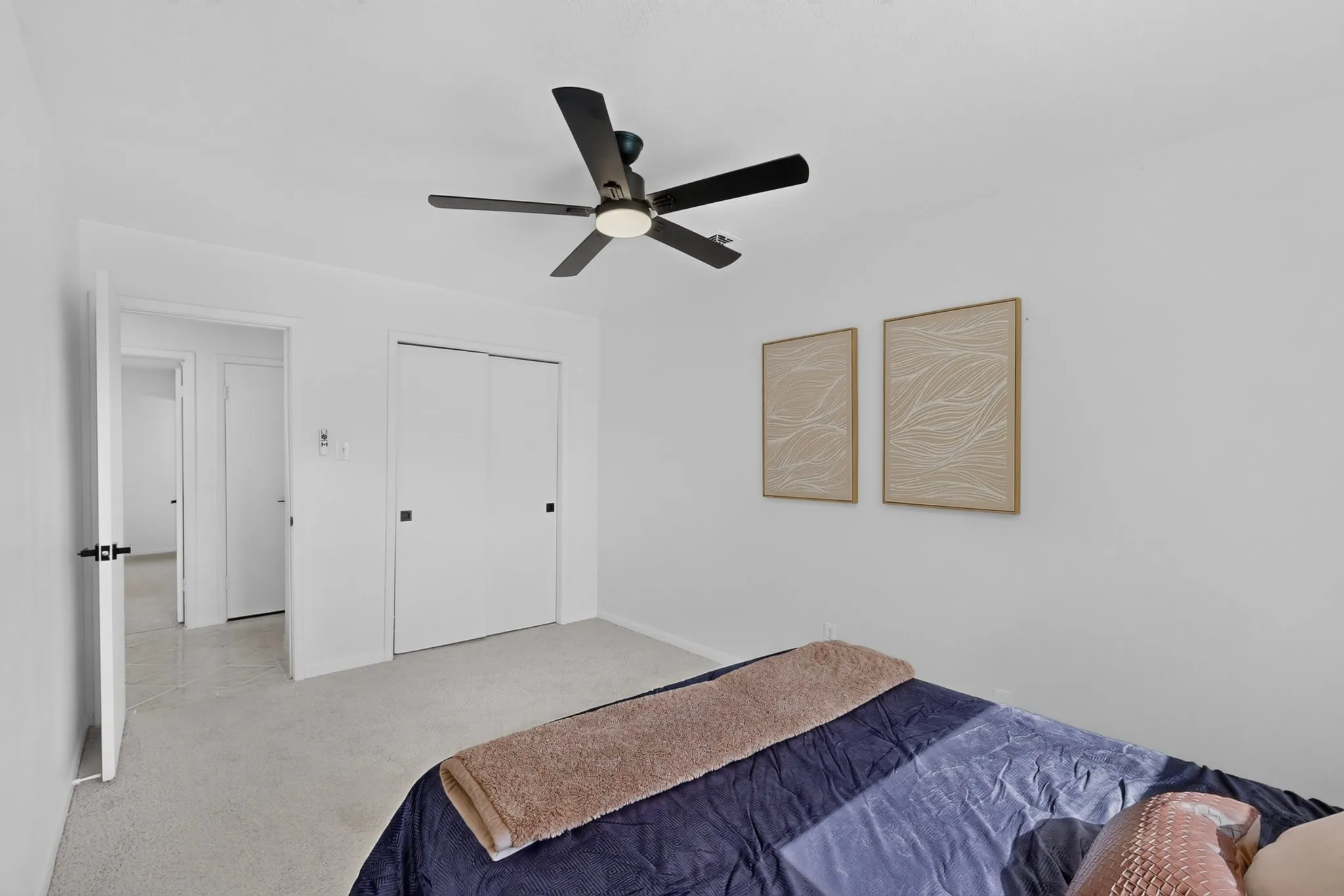 Single Family Residence For Rent in Tarrant County , 5451 Lubbock Avenue, Fort Worth, Texas 76133, 4 Bedroom, 2 Bathroom, 1 Garage spaces, 2,128 Sqft, built in 1965, mls#21406731, Real Estate Agent in Fort Worth, Homes For Rent in Tarrant county, Homes For Rent in Fort Worth, Realtor in Fort Worth Texas, Real Estate Brokerage Independent Realty Texas, Luminita Cordes Realtor