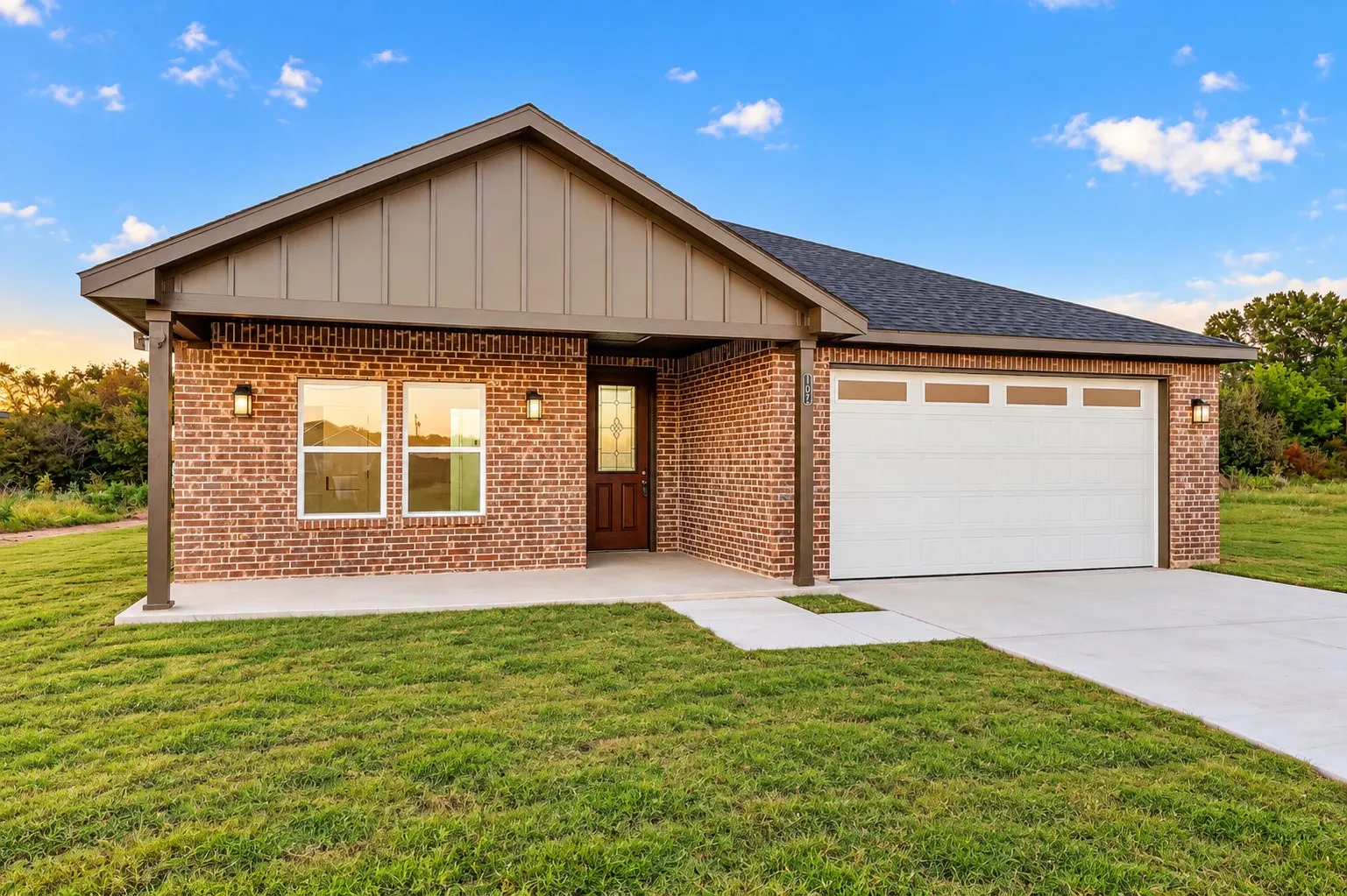 Single Family Residence For Sale in Henderson County , 107 Cedar Elm Road, Trinidad, Texas 75163, 3 Bedroom, 2 Bathroom, 2 Garage spaces, 1,502 Sqft, built in 2026, mls#21404413, Real Estate Agent in Trinidad, Homes For Sale in Henderson county, Homes For Sale in Trinidad, Realtor in Trinidad Texas, Real Estate Brokerage Independent Realty Texas, Luminita Cordes Realtor
