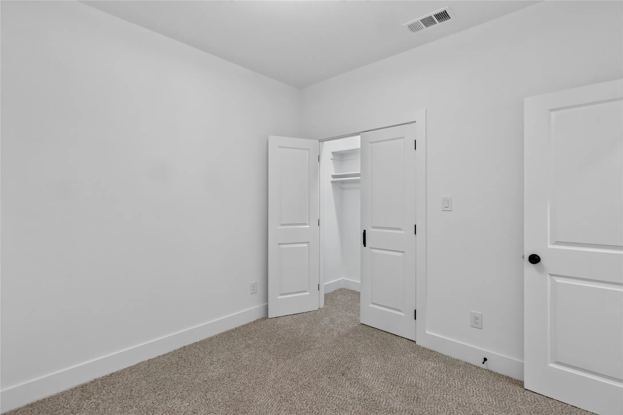 Single Family Residence For Sale in Henderson County , 107 Cedar Elm Road, Trinidad, Texas 75163, 3 Bedroom, 2 Bathroom, 2 Garage spaces, 1,502 Sqft, built in 2026, mls#21404413, Real Estate Agent in Trinidad, Homes For Sale in Henderson county, Homes For Sale in Trinidad, Realtor in Trinidad Texas, Real Estate Brokerage Independent Realty Texas, Luminita Cordes Realtor