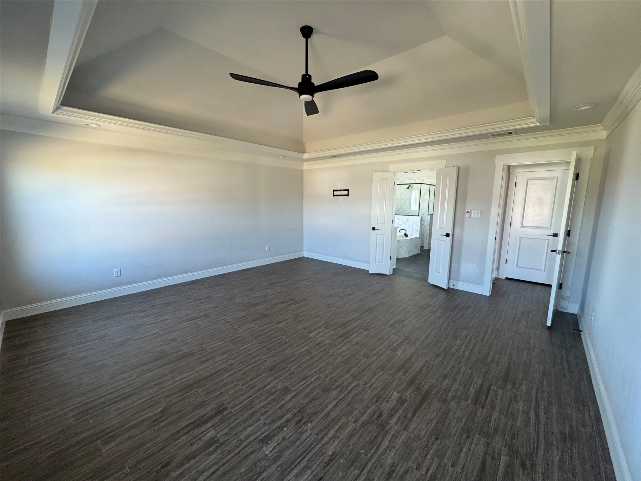 Single Family Residence For Sale in Parker County , 3001 Eagles Court, Weatherford, Texas 76087, 4 Bedroom, 3 Bathroom, 3 Garage spaces, 2,629 Sqft, built in 2020, mls#21406719, Real Estate Agent in Weatherford, Homes For Sale in Parker county, Homes For Sale in Weatherford, Realtor in Weatherford Texas, Real Estate Brokerage Independent Realty Texas, Luminita Cordes Realtor