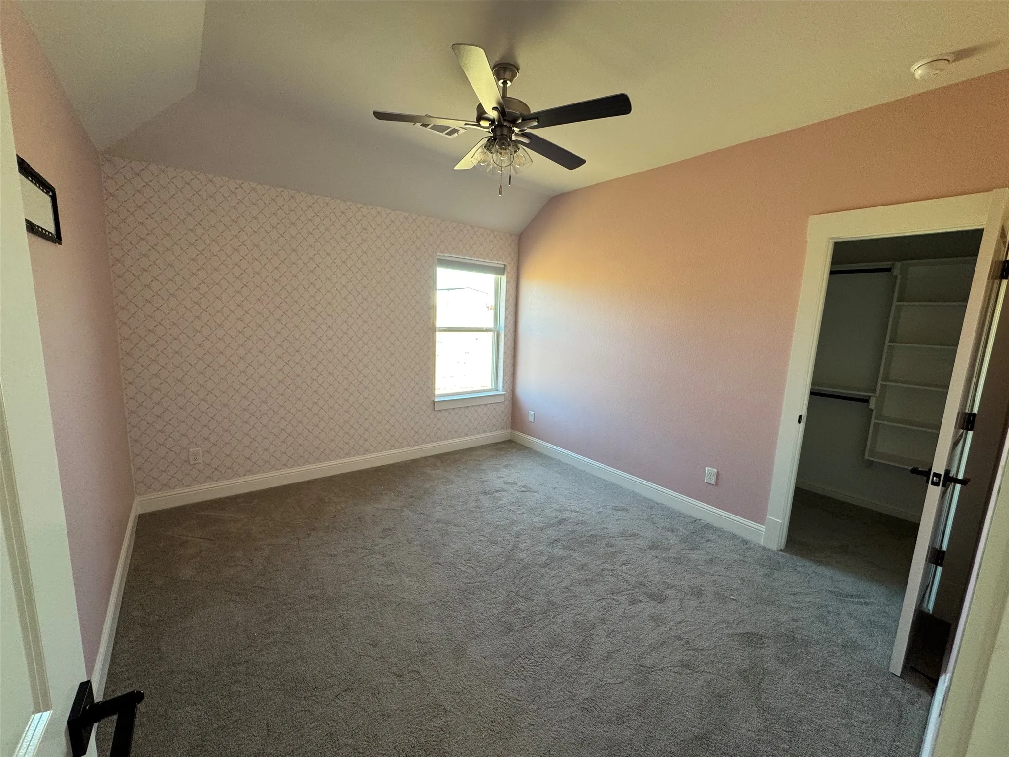 Single Family Residence For Sale in Parker County , 3001 Eagles Court, Weatherford, Texas 76087, 4 Bedroom, 3 Bathroom, 3 Garage spaces, 2,629 Sqft, built in 2020, mls#21406719, Real Estate Agent in Weatherford, Homes For Sale in Parker county, Homes For Sale in Weatherford, Realtor in Weatherford Texas, Real Estate Brokerage Independent Realty Texas, Luminita Cordes Realtor