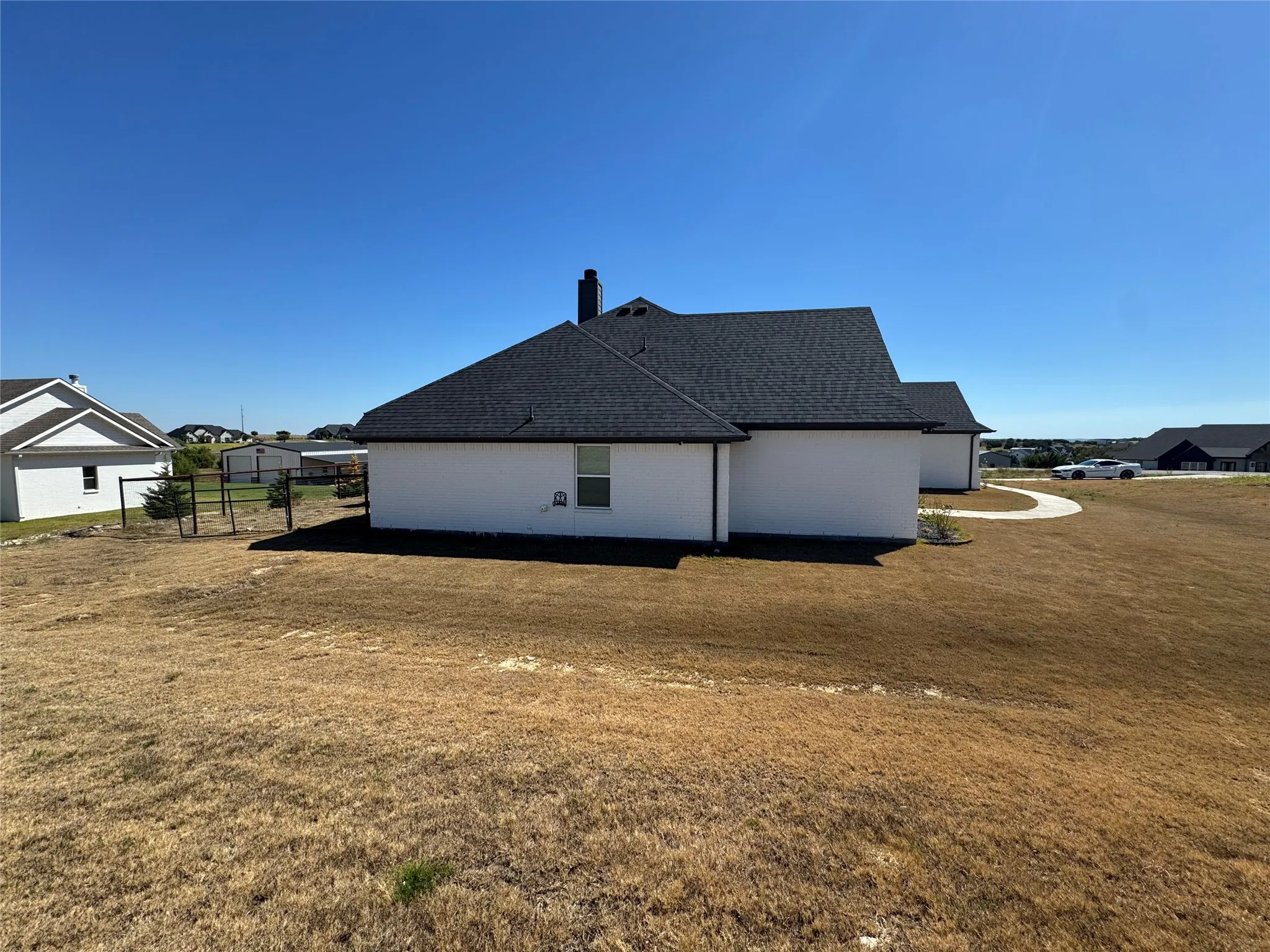 Single Family Residence For Sale in Parker County , 3001 Eagles Court, Weatherford, Texas 76087, 4 Bedroom, 3 Bathroom, 3 Garage spaces, 2,629 Sqft, built in 2020, mls#21406719, Real Estate Agent in Weatherford, Homes For Sale in Parker county, Homes For Sale in Weatherford, Realtor in Weatherford Texas, Real Estate Brokerage Independent Realty Texas, Luminita Cordes Realtor