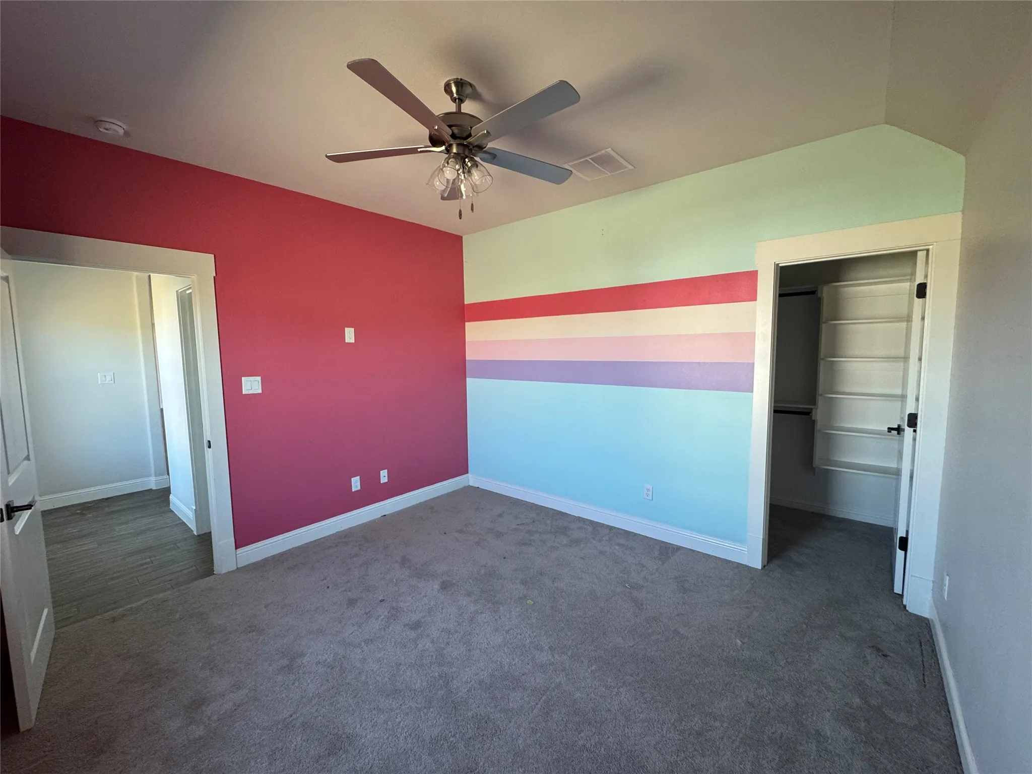 Single Family Residence For Sale in Parker County , 3001 Eagles Court, Weatherford, Texas 76087, 4 Bedroom, 3 Bathroom, 3 Garage spaces, 2,629 Sqft, built in 2020, mls#21406719, Real Estate Agent in Weatherford, Homes For Sale in Parker county, Homes For Sale in Weatherford, Realtor in Weatherford Texas, Real Estate Brokerage Independent Realty Texas, Luminita Cordes Realtor