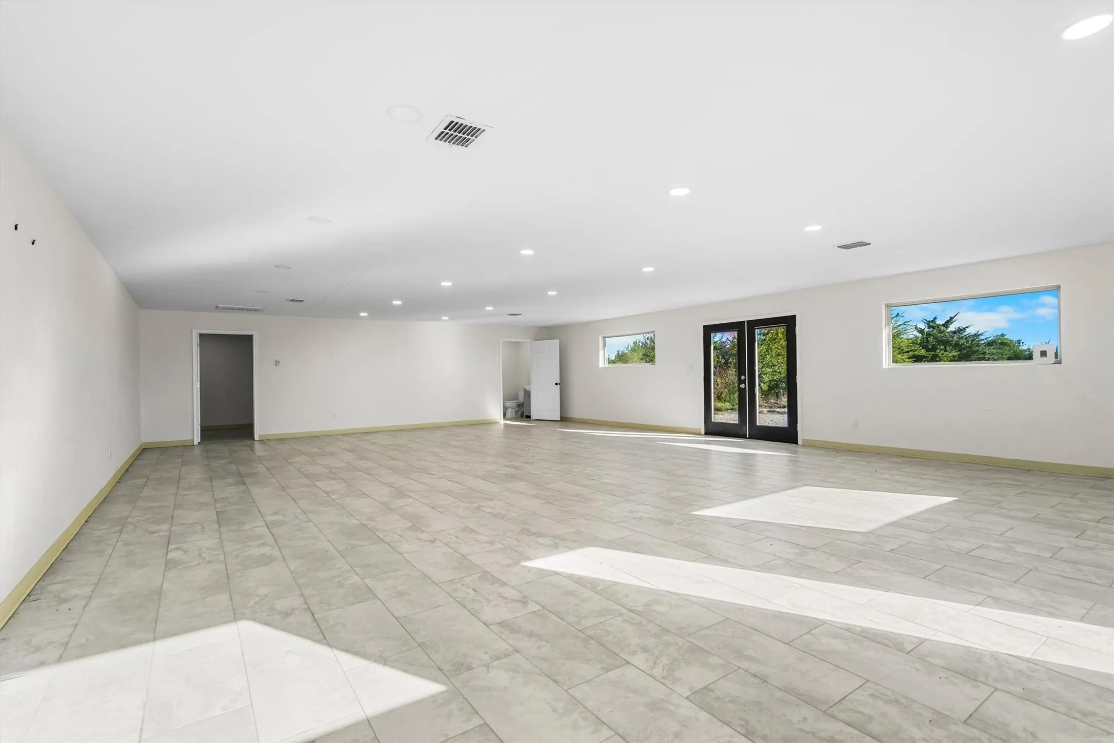 Business For Rent in Collin County , 2467 State Highway 78 S, Farmersville, Texas 75442, 0, 0, Garage spaces, 0 Sqft, built in 1998, mls#21406734, Real Estate Agent in Farmersville, Homes For Rent in Collin county, Homes For Rent in Farmersville, Realtor in Farmersville Texas, Real Estate Brokerage Independent Realty Texas, Luminita Cordes Realtor