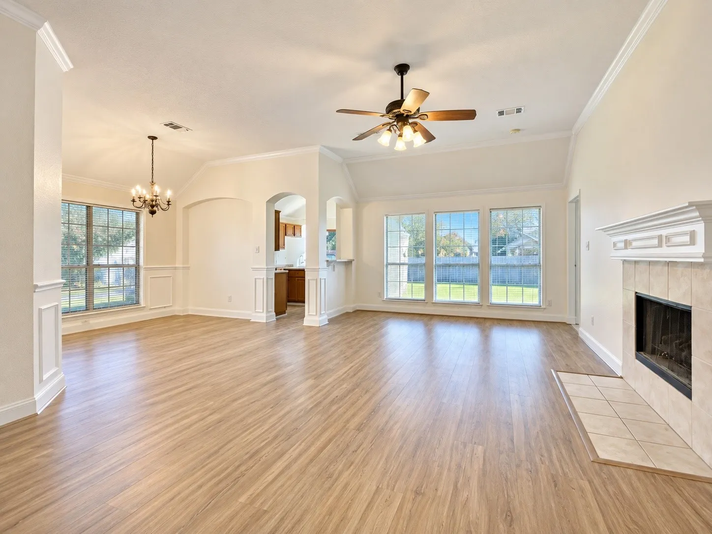 Single Family Residence For Rent in Tarrant County , 4628 Mustang Drive, Fort Worth, Texas 76137, 3 Bedroom, 2 Bathroom, 2 Garage spaces, 1,709 Sqft, built in 1998, mls#21405654, Real Estate Agent in Fort Worth, Homes For Rent in Tarrant county, Homes For Rent in Fort Worth, Realtor in Fort Worth Texas, Real Estate Brokerage Independent Realty Texas, Luminita Cordes Realtor